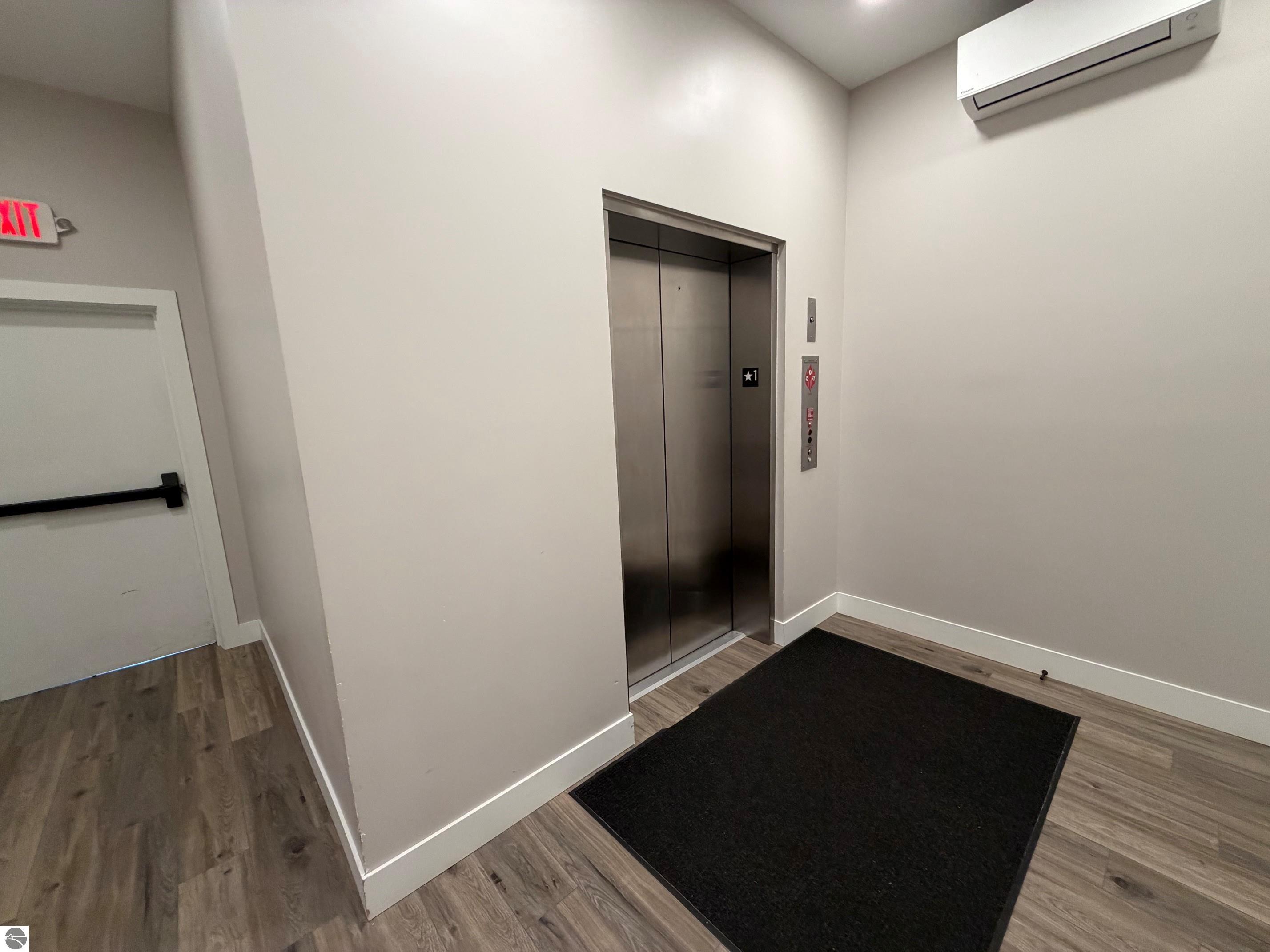 708 Randolph Street # 206