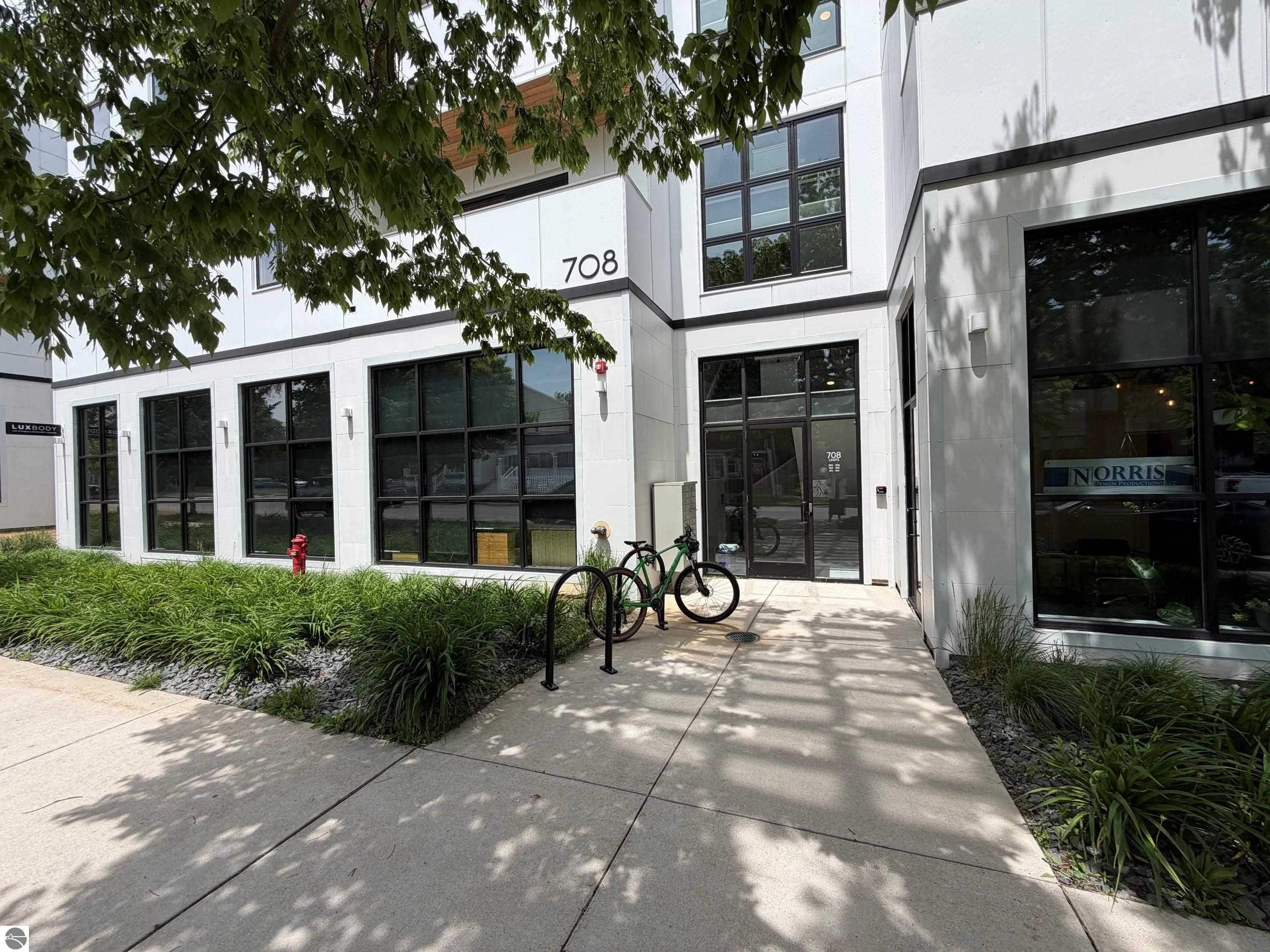 708 Randolph Street # 206