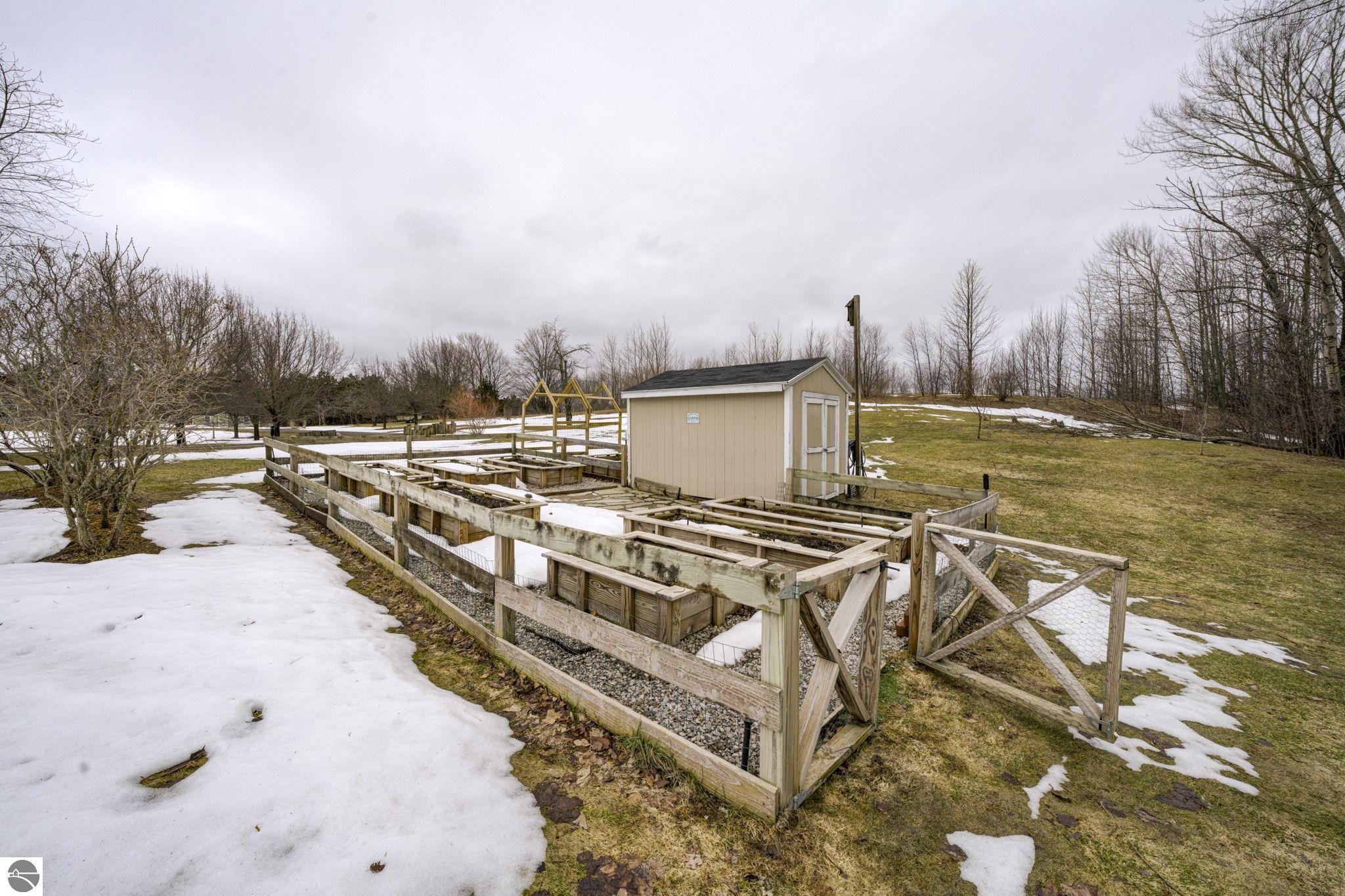 2567 N Evergreen Valley Drive