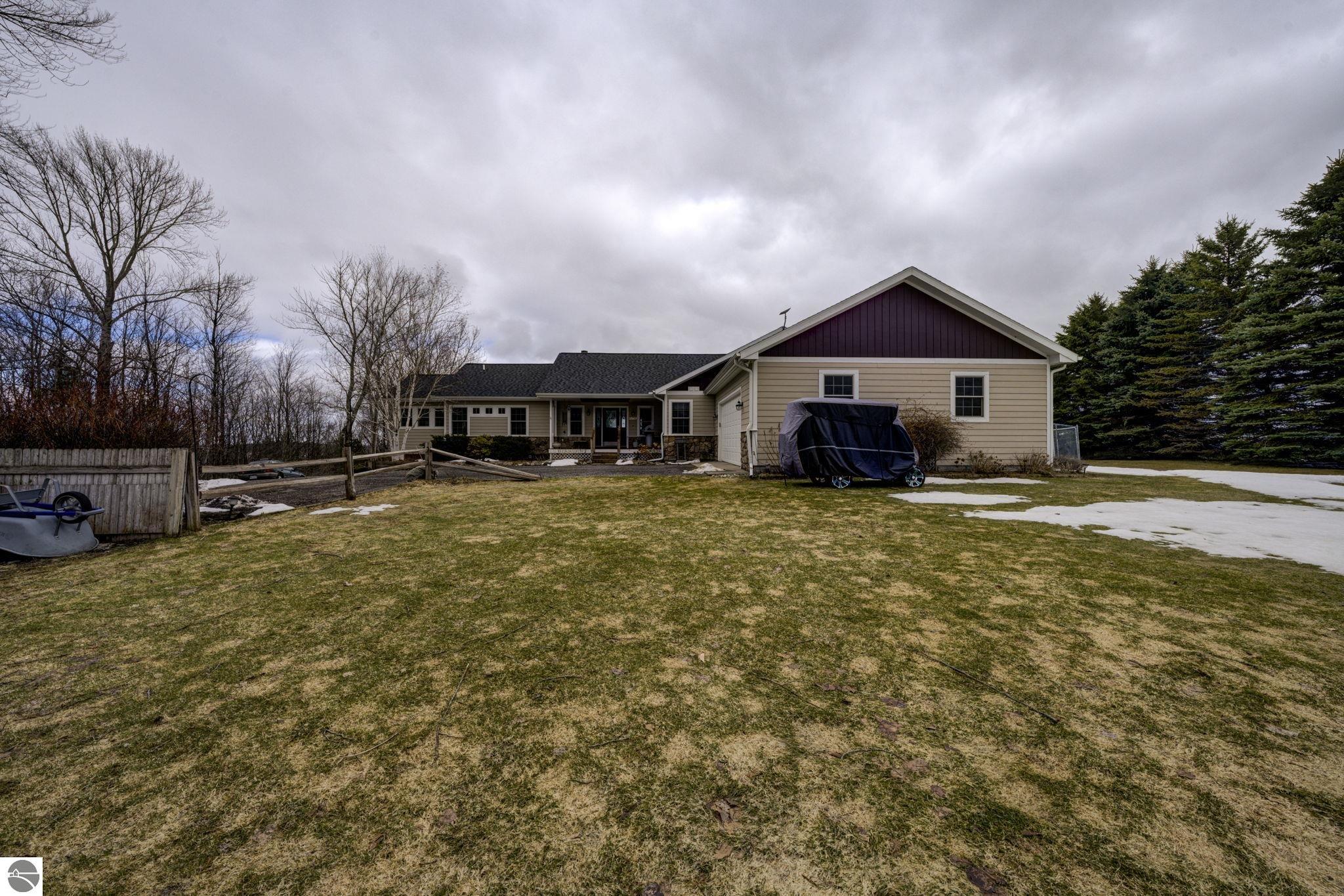 2567 N Evergreen Valley Drive