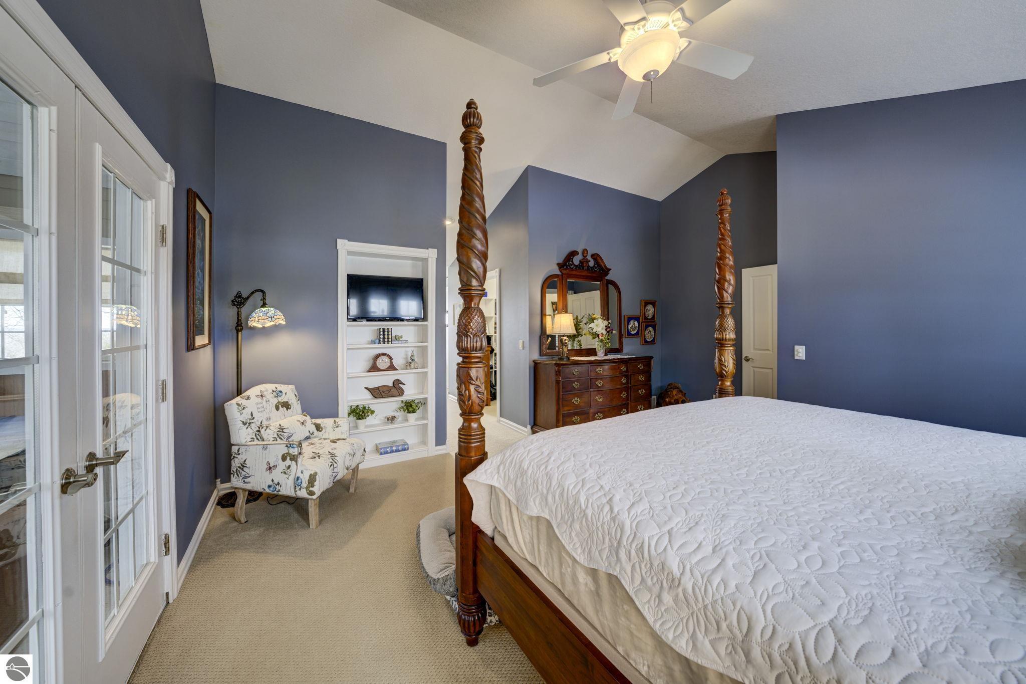 2567 N Evergreen Valley Drive