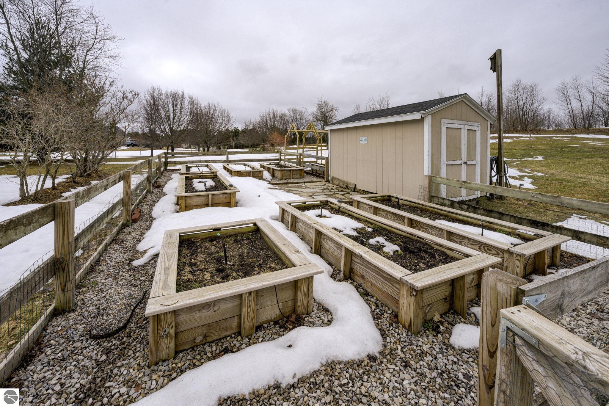 2567 N Evergreen Valley Drive