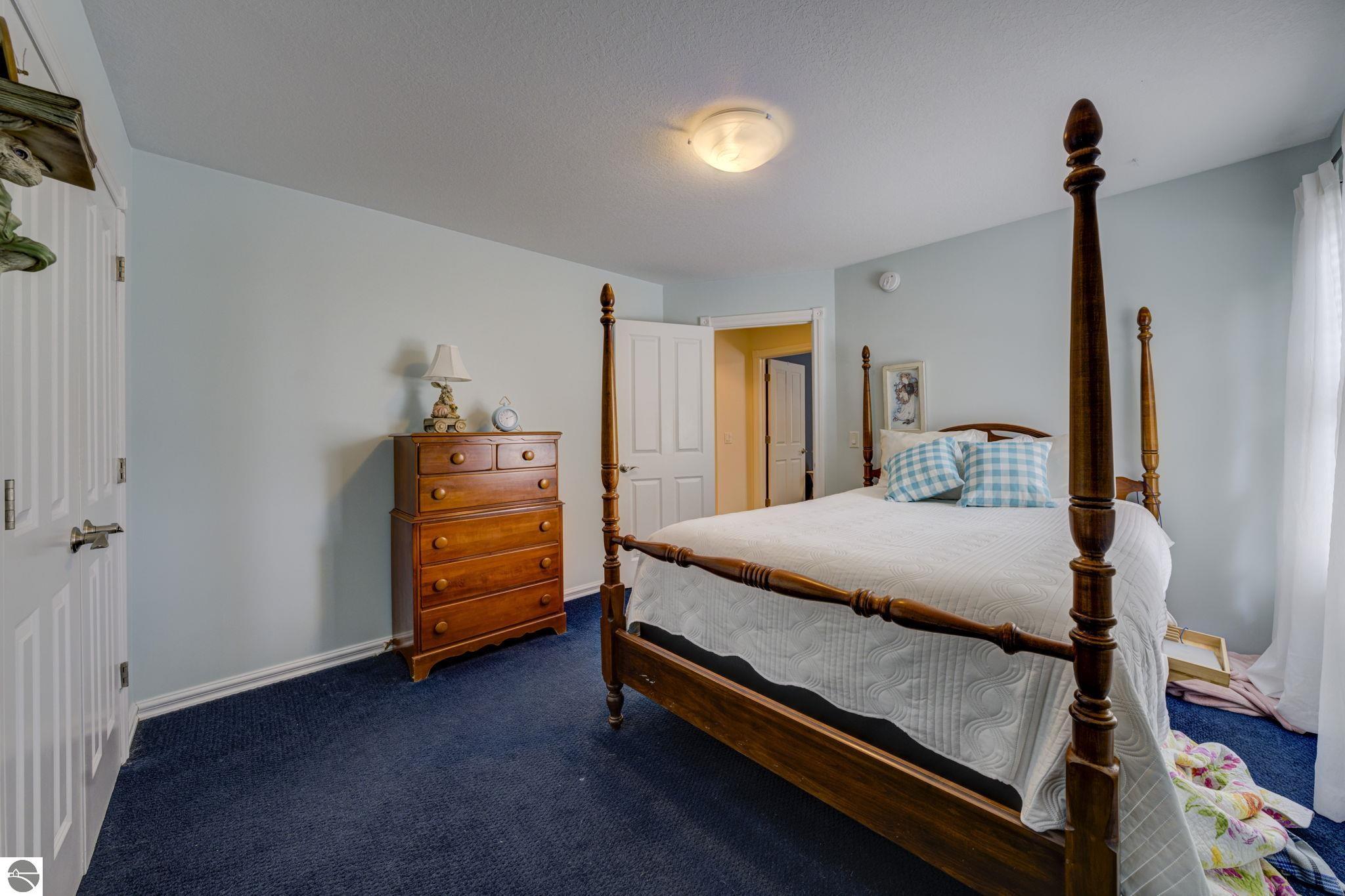 2567 N Evergreen Valley Drive