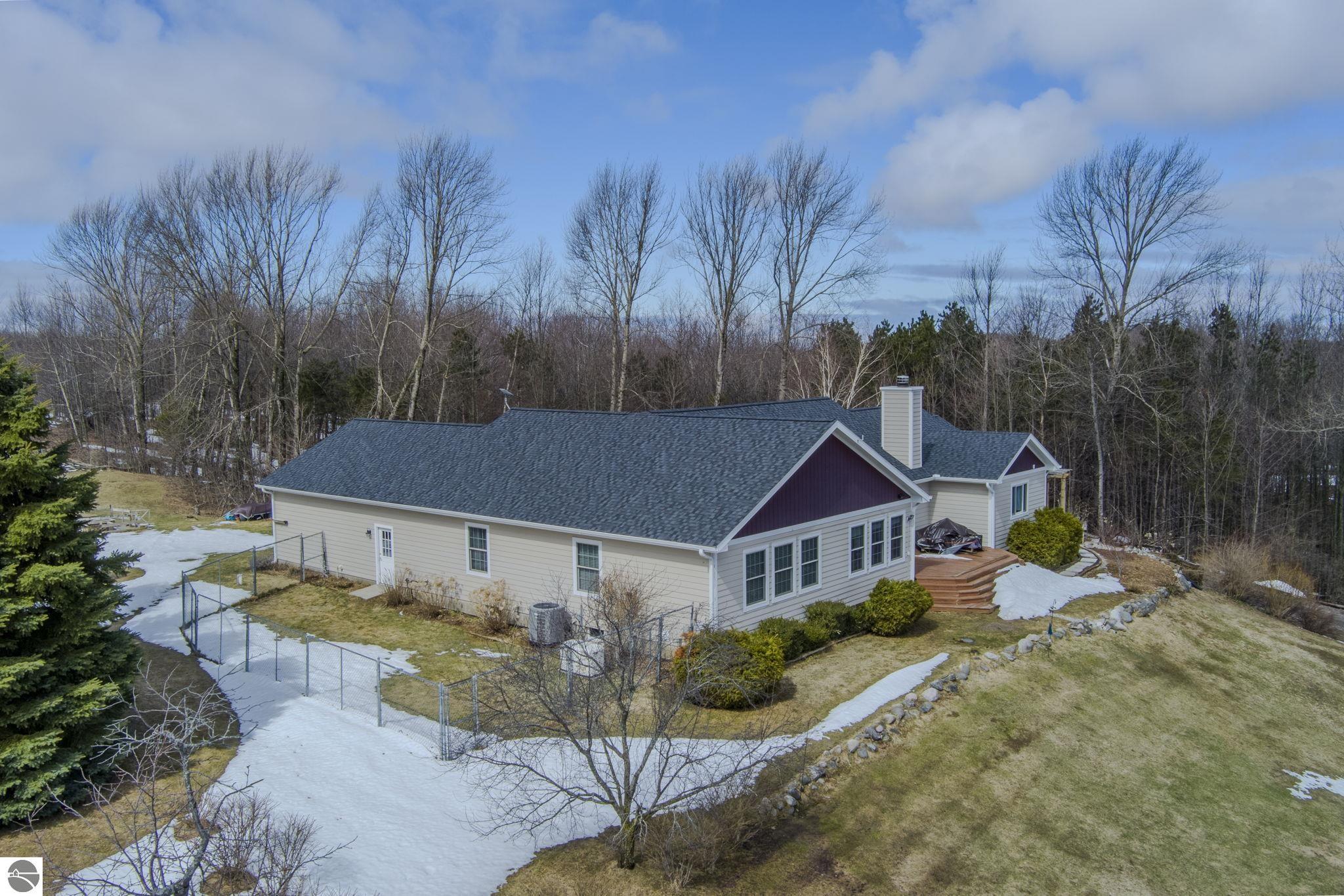 2567 N Evergreen Valley Drive