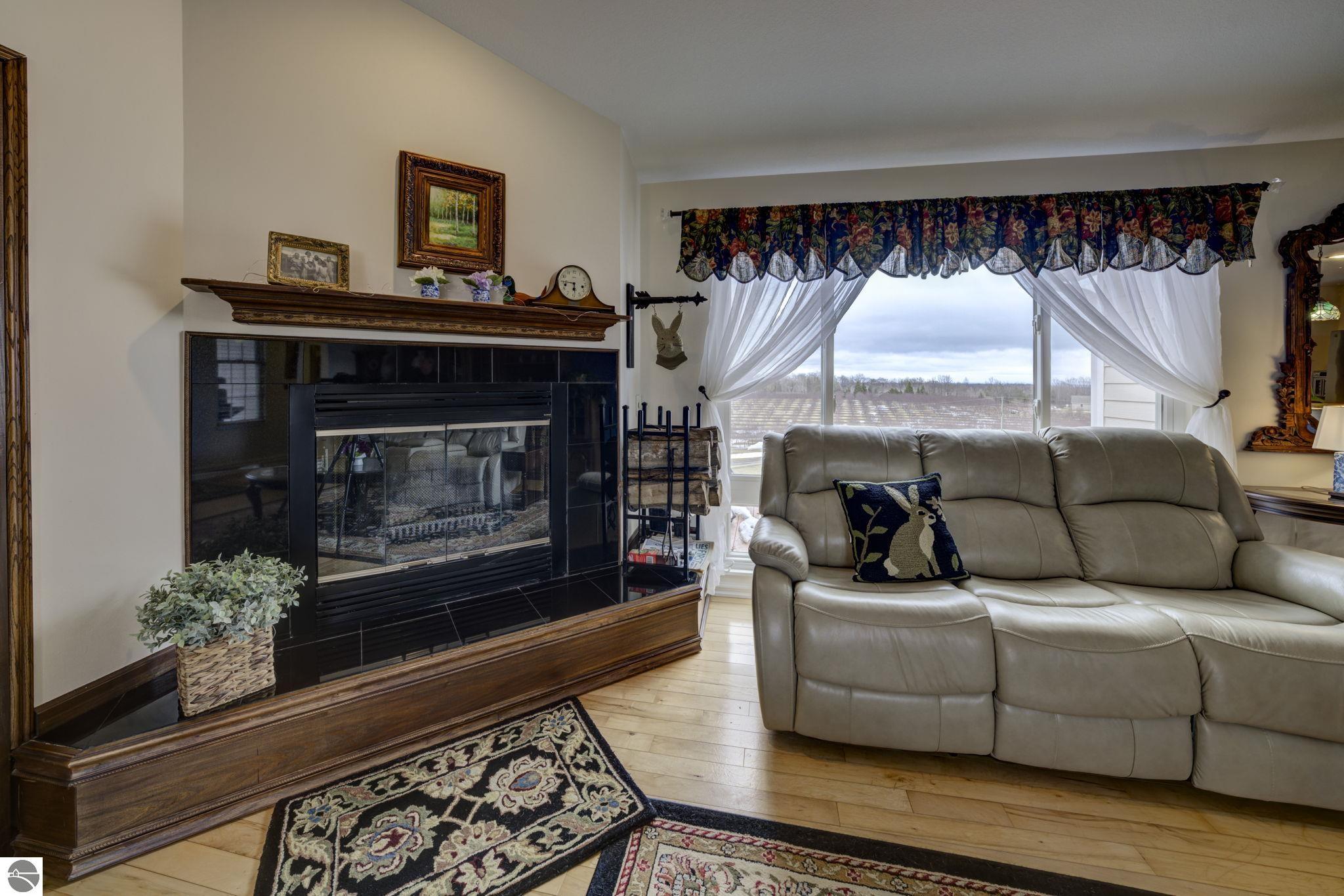 2567 N Evergreen Valley Drive