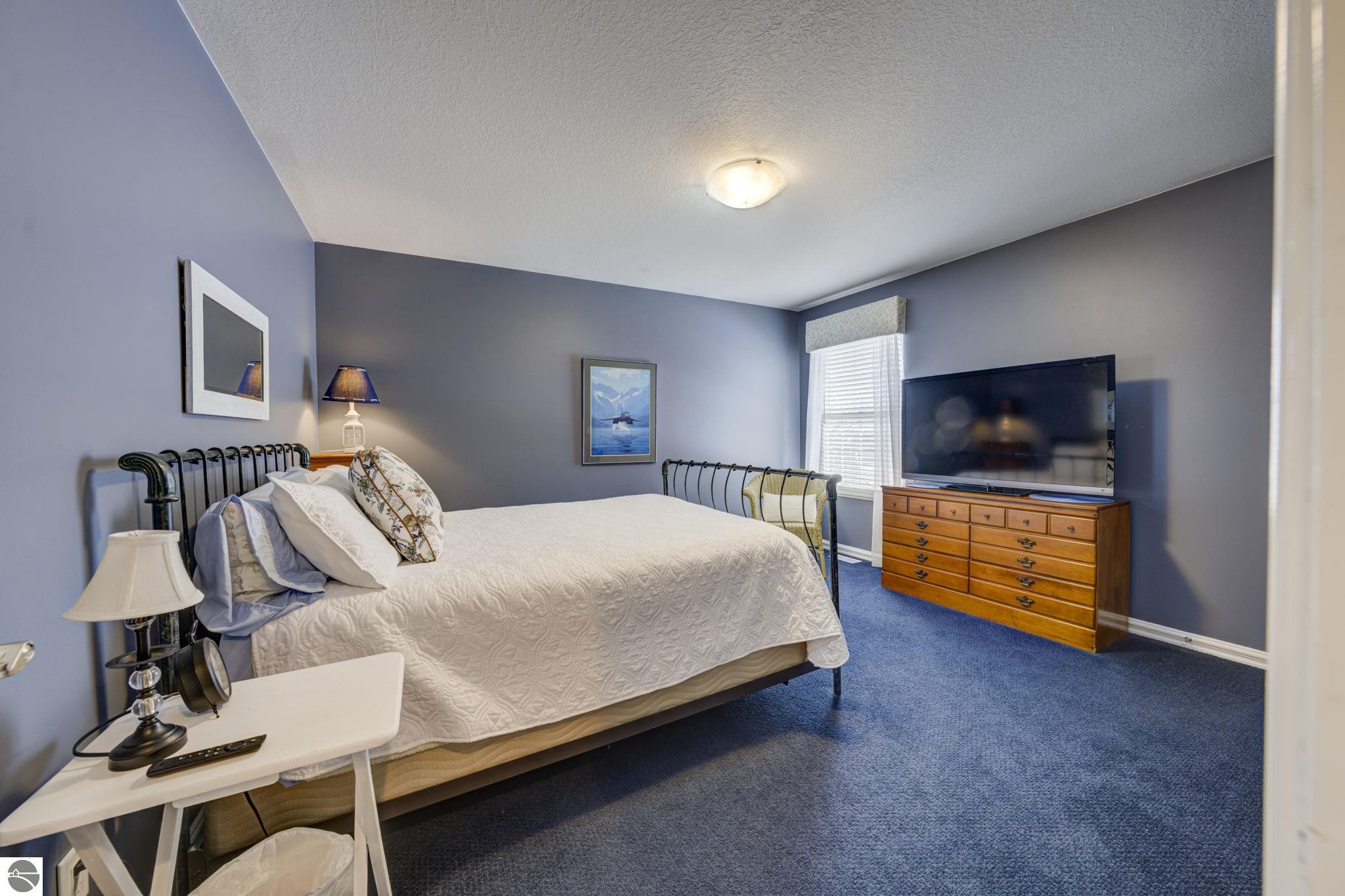 2567 N Evergreen Valley Drive