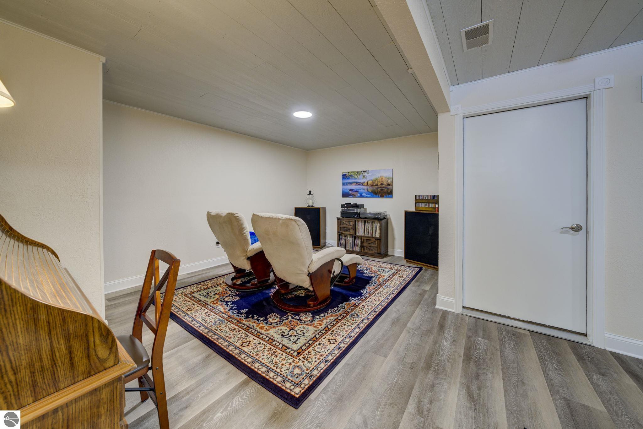 2567 N Evergreen Valley Drive