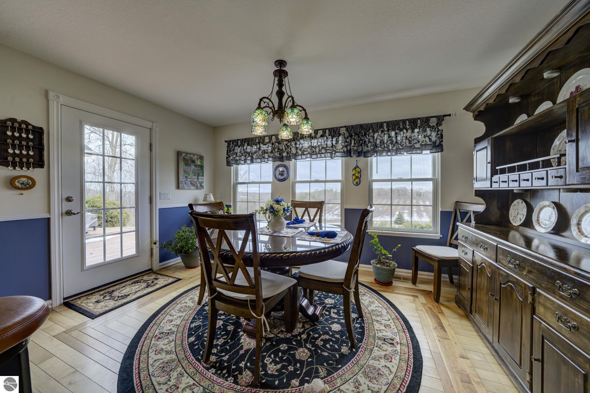 2567 N Evergreen Valley Drive