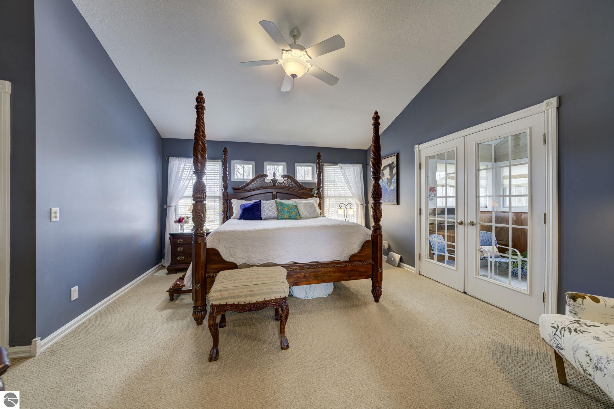 2567 N Evergreen Valley Drive