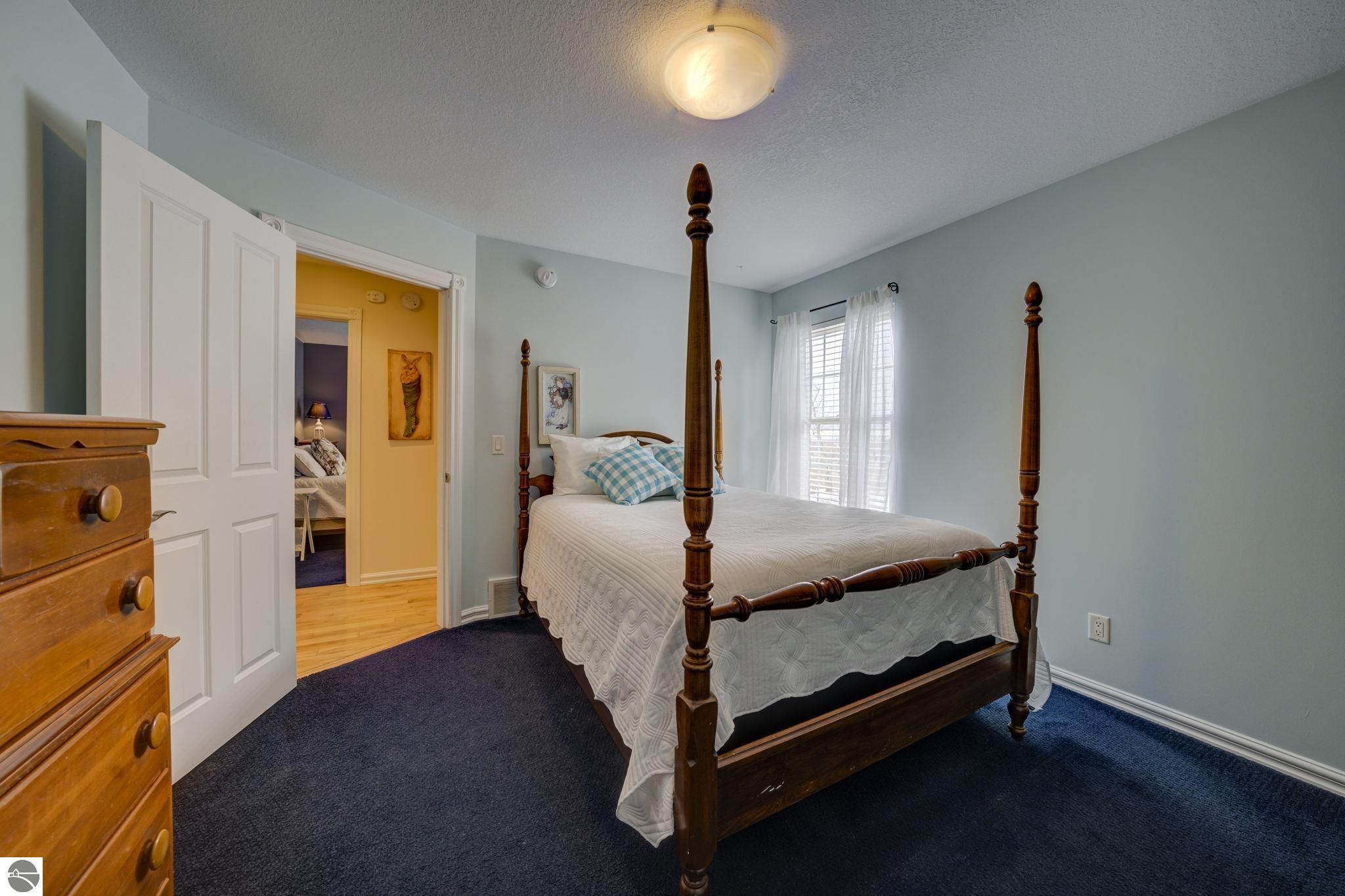 2567 N Evergreen Valley Drive