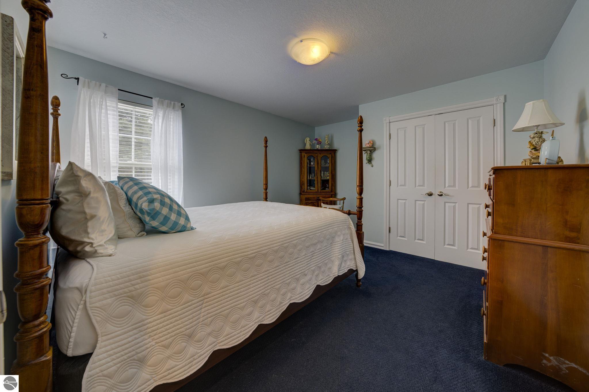 2567 N Evergreen Valley Drive