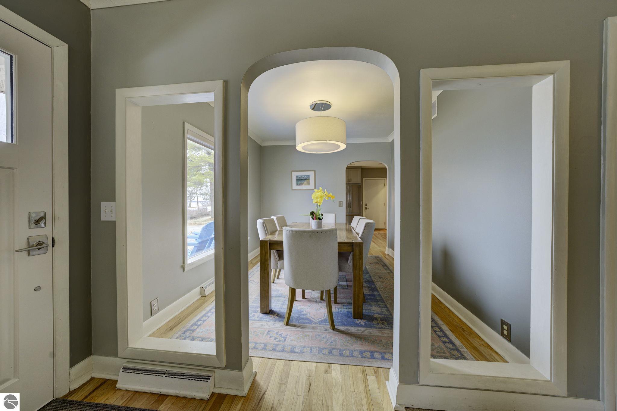 10220 S West Bay Shore Drive