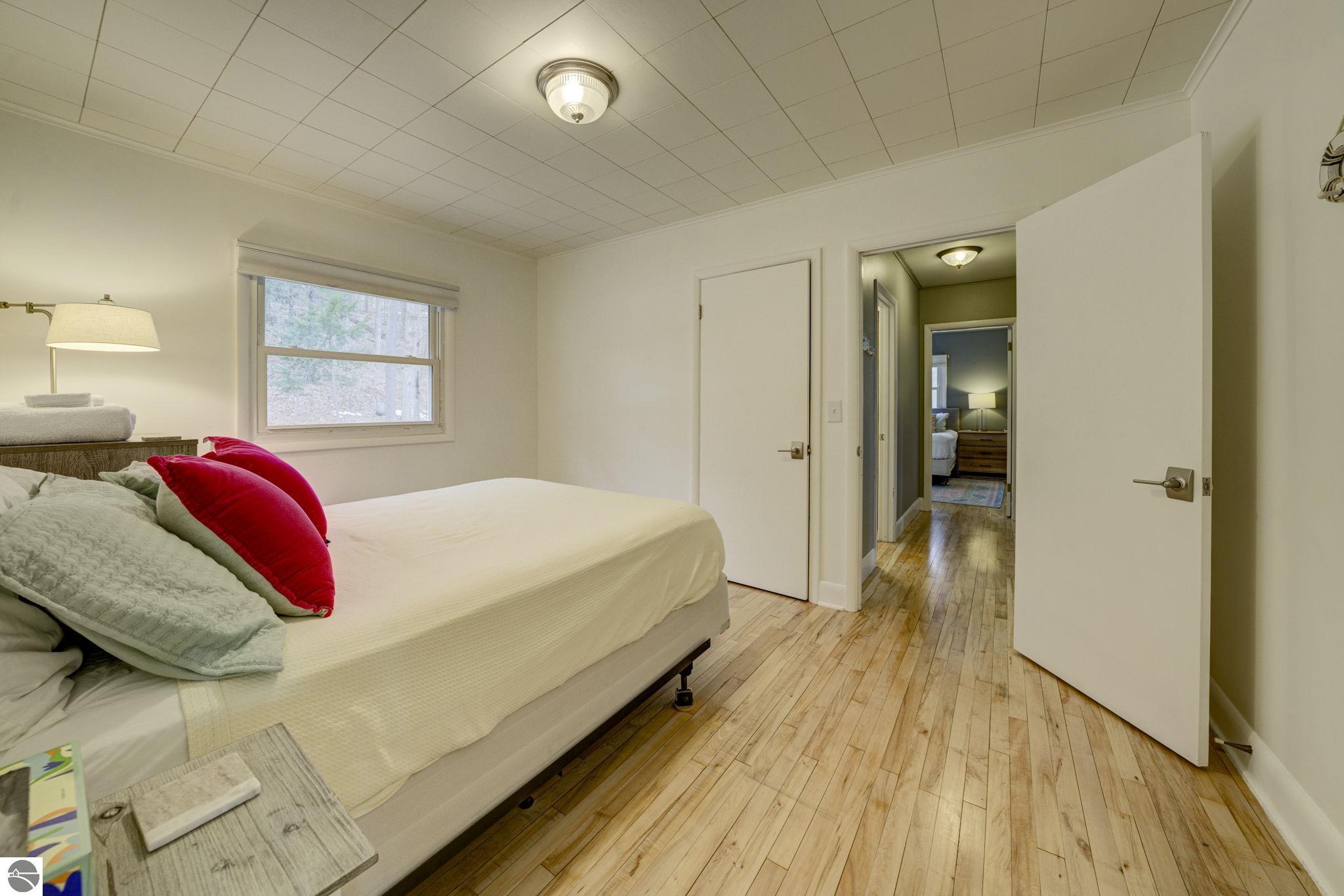 10220 S West Bay Shore Drive