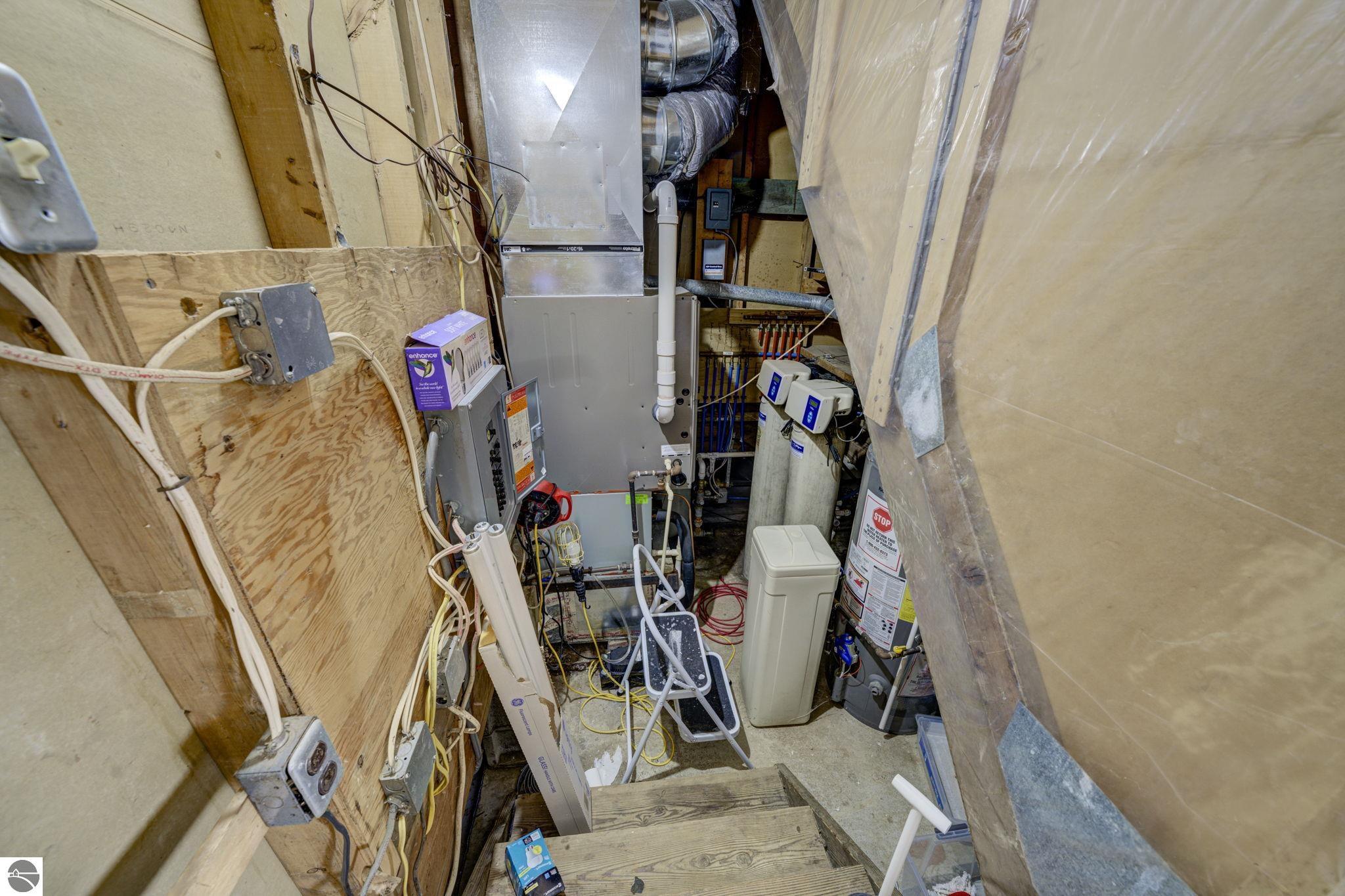 10220 S West Bay Shore Drive