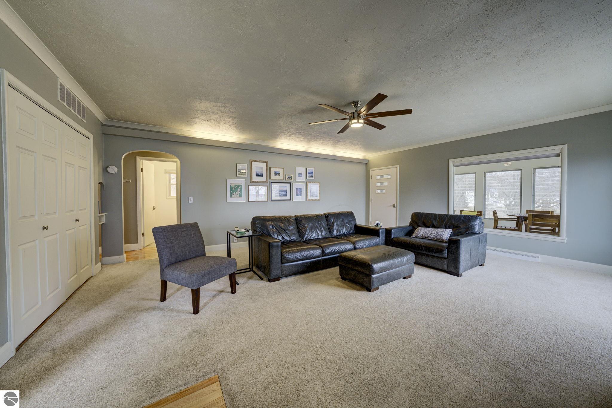 10220 S West Bay Shore Drive