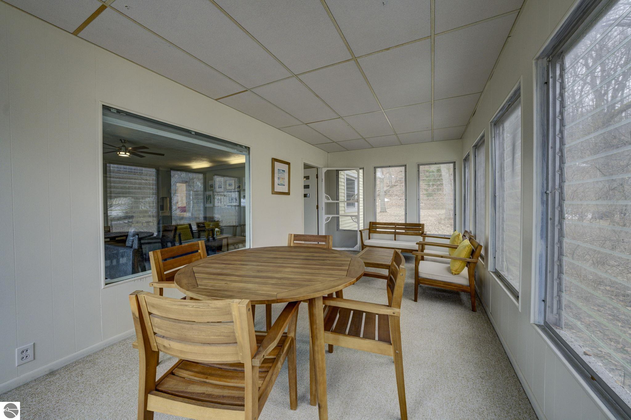 10220 S West Bay Shore Drive