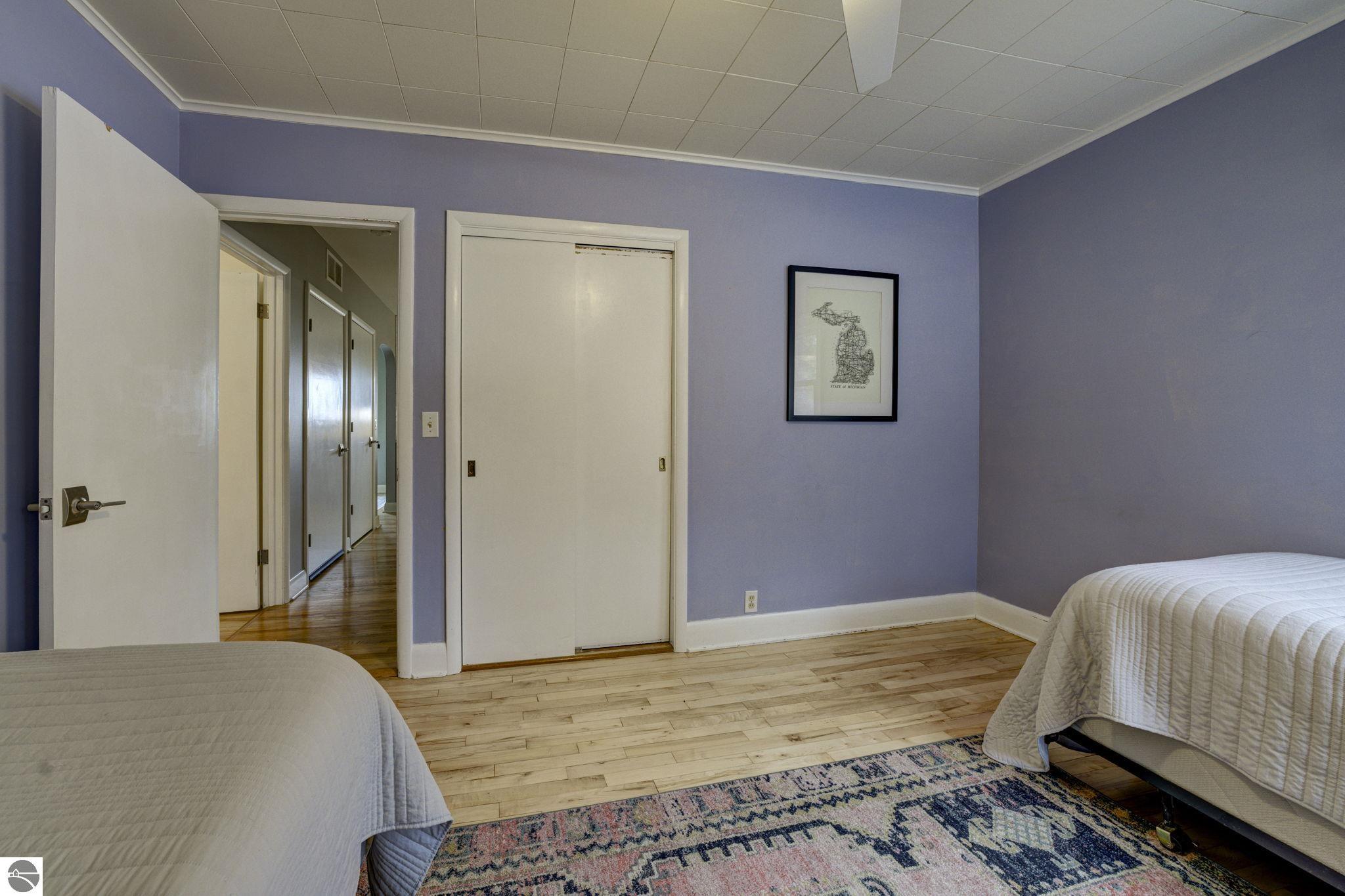 10220 S West Bay Shore Drive