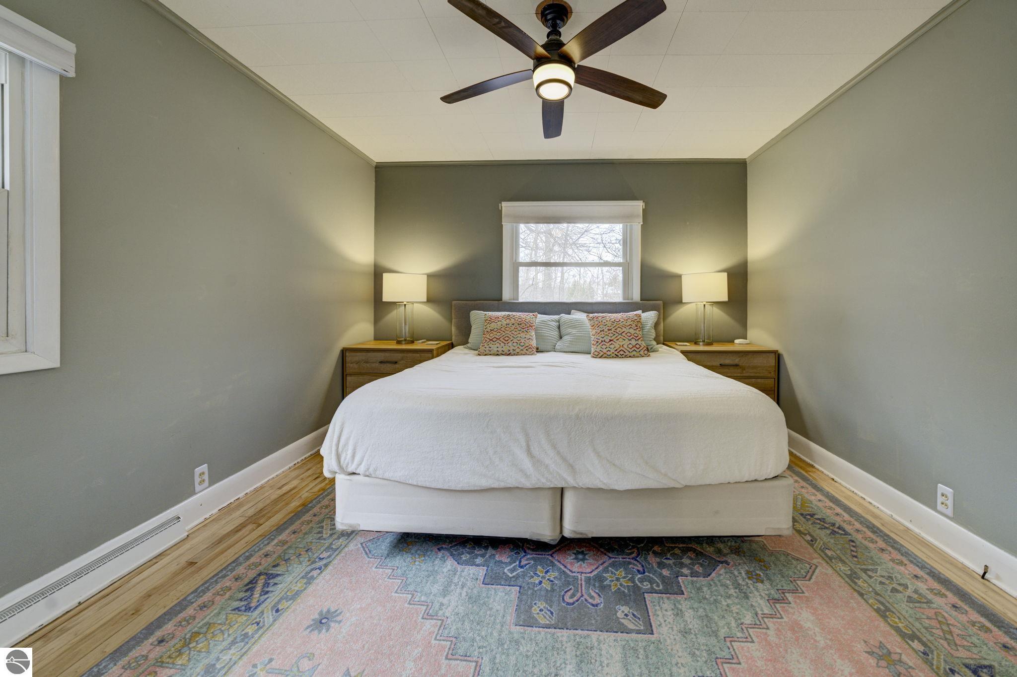 10220 S West Bay Shore Drive