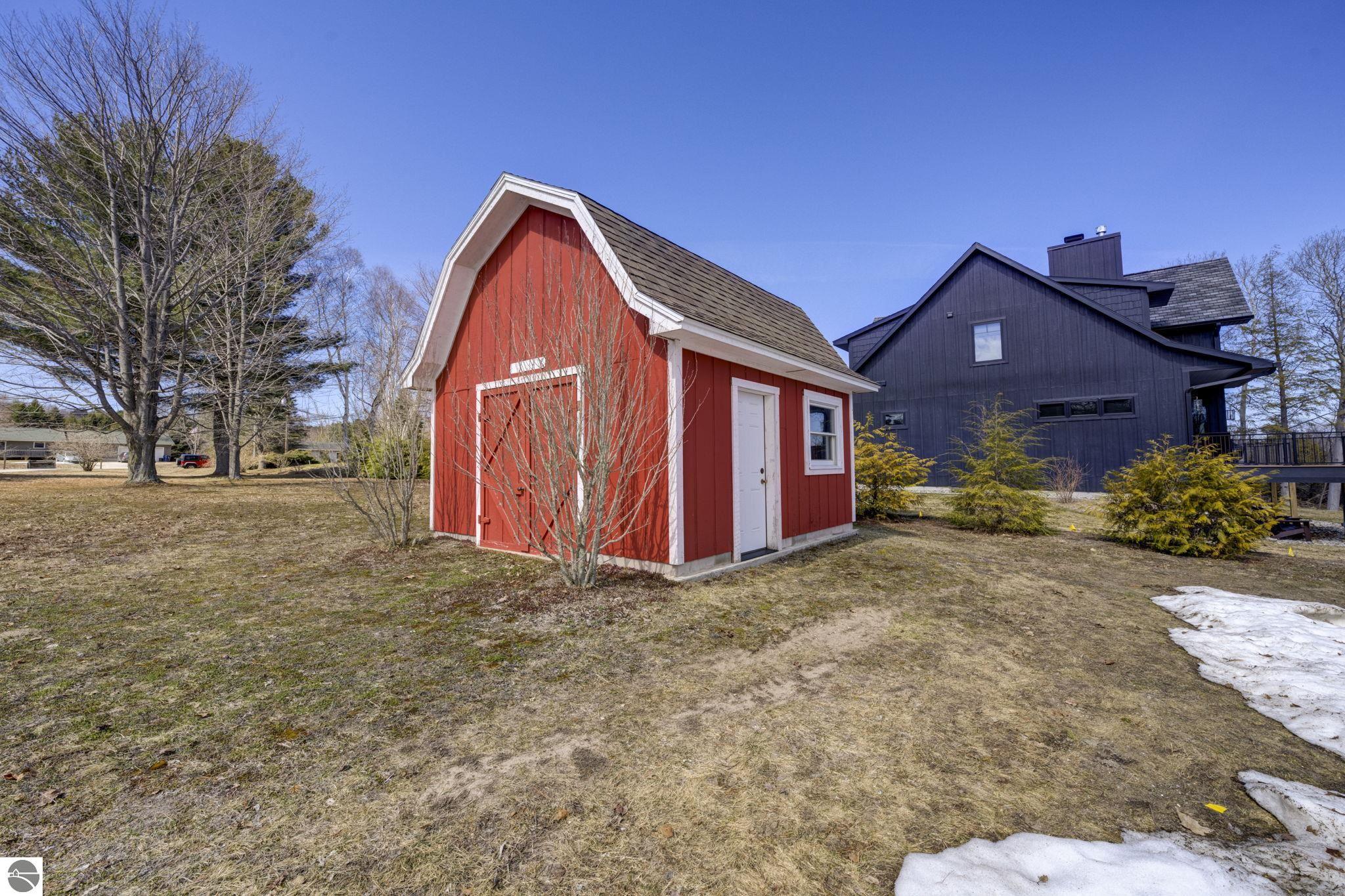 533 S Lake Shore Drive