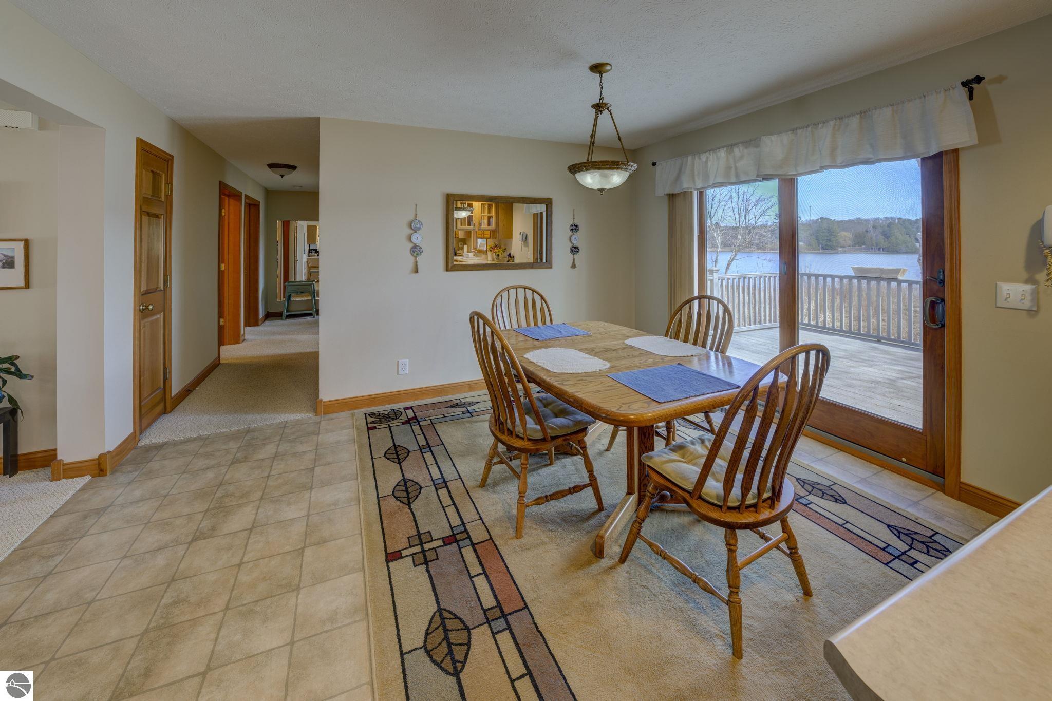 533 S Lake Shore Drive