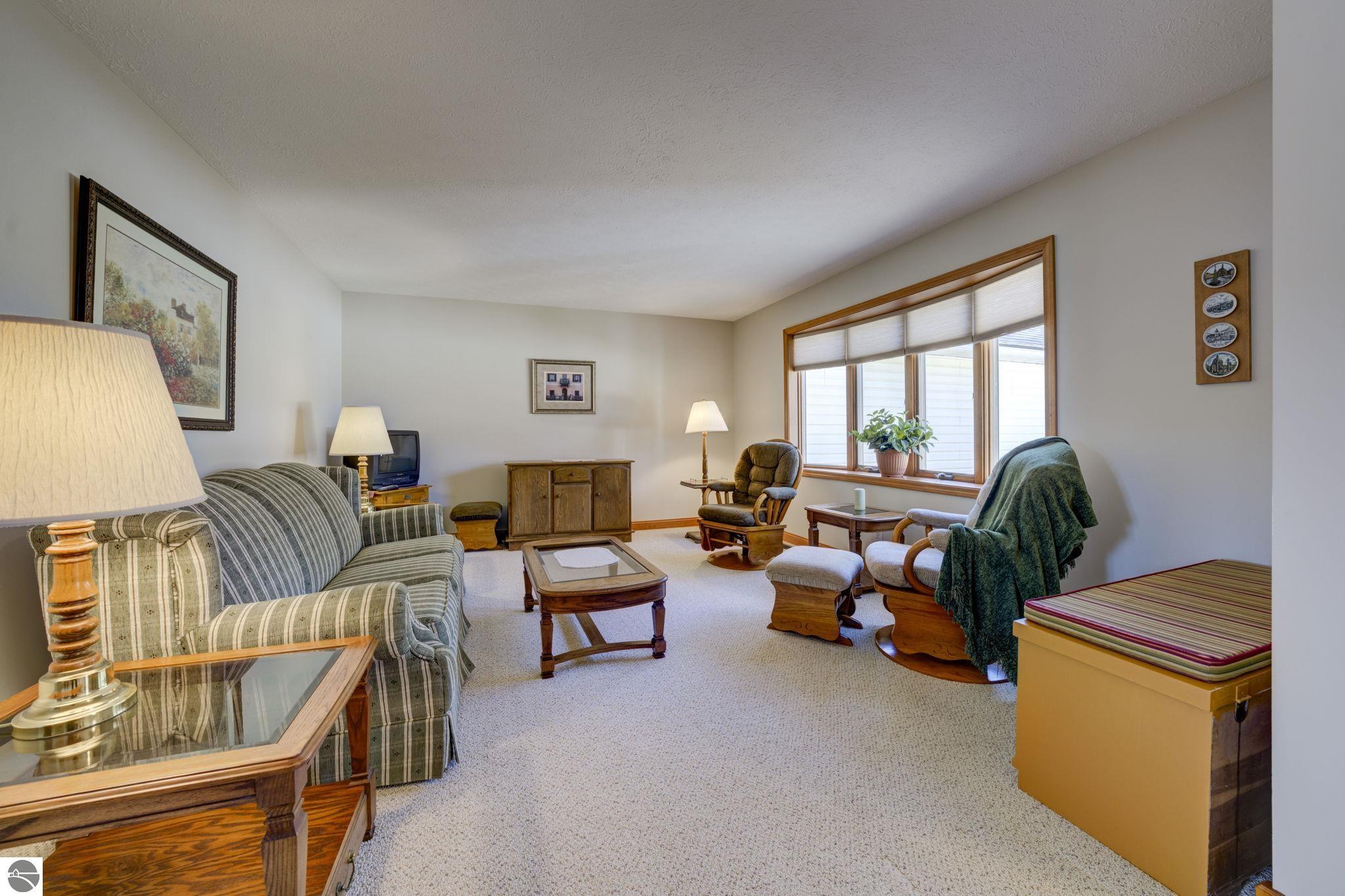 533 S Lake Shore Drive