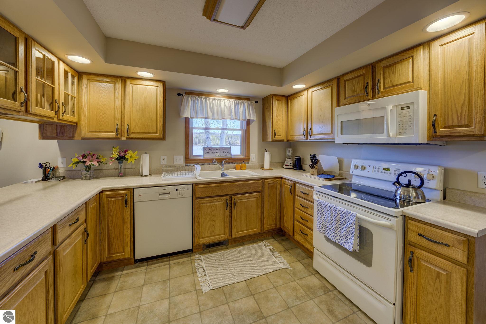 533 S Lake Shore Drive