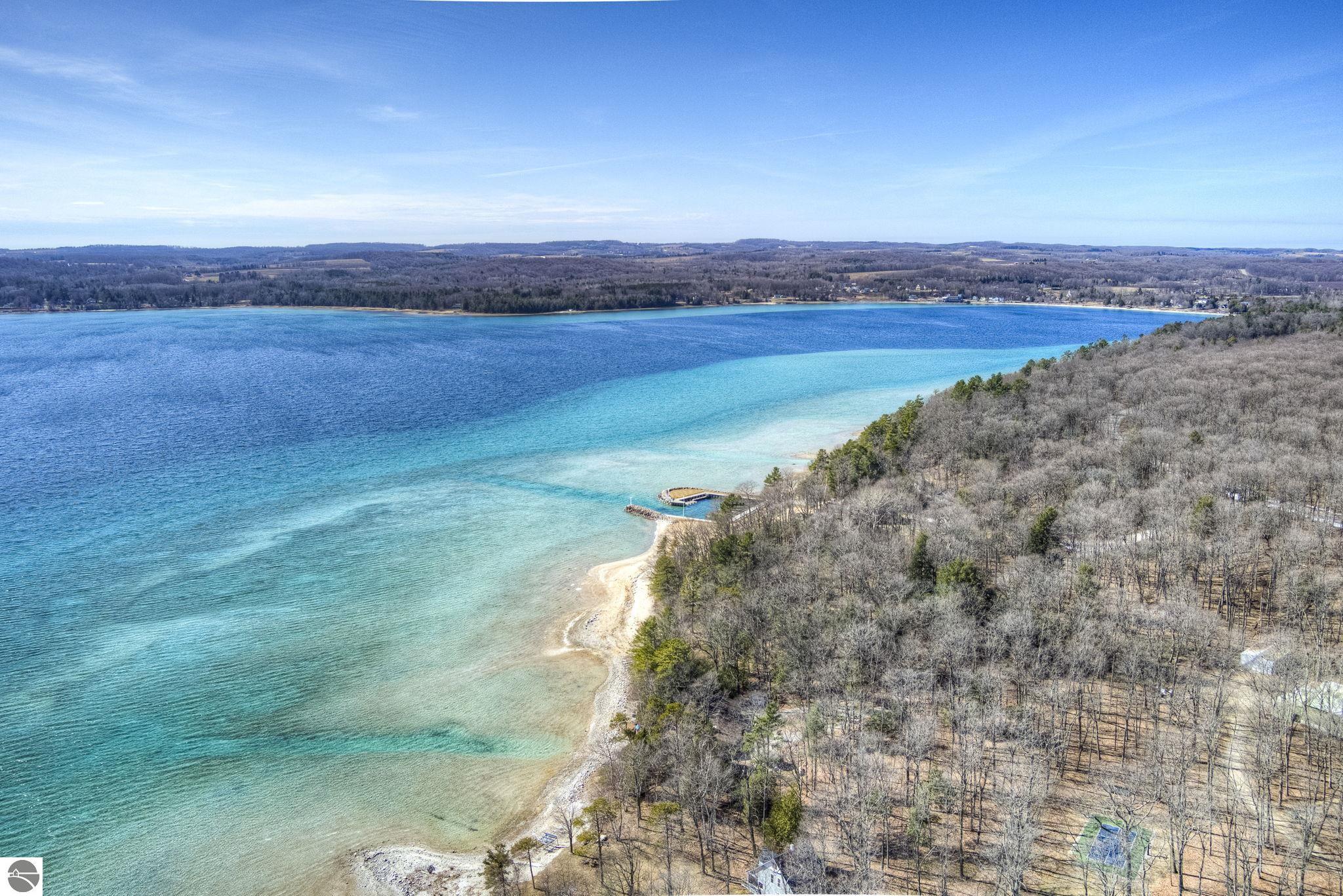 4152 N Omena Point Road