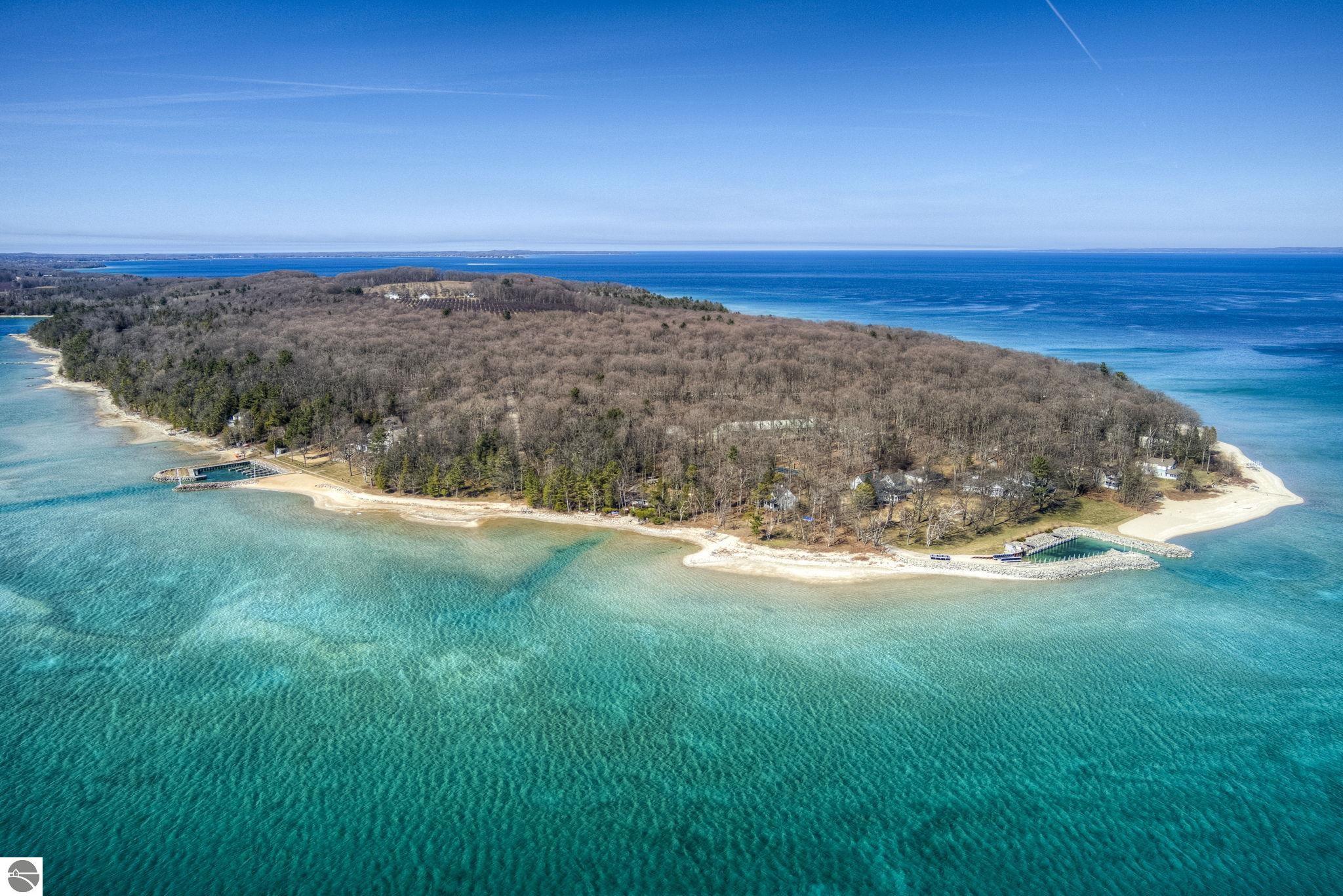 4152 N Omena Point Road