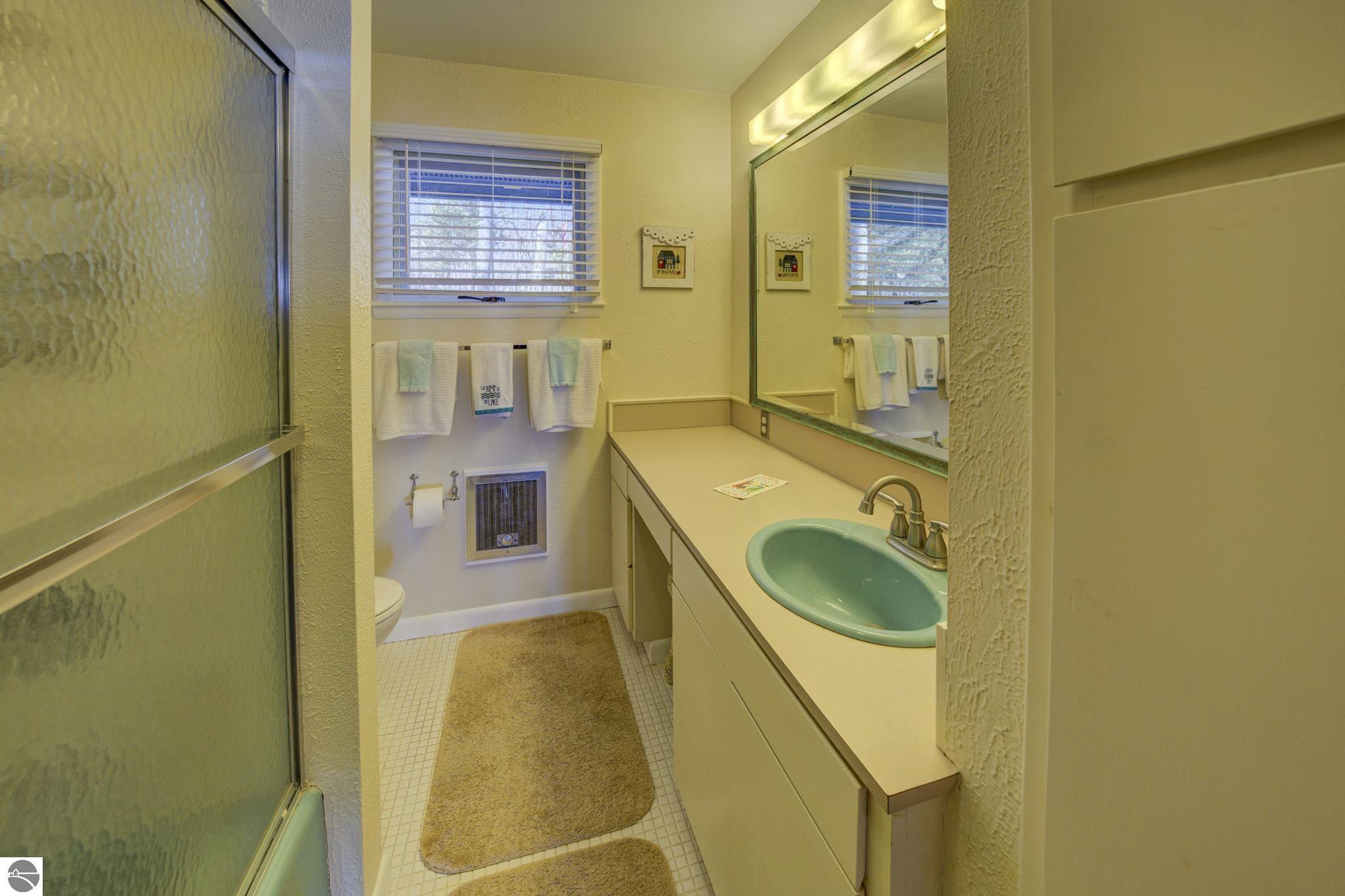 4152 N Omena Point Road