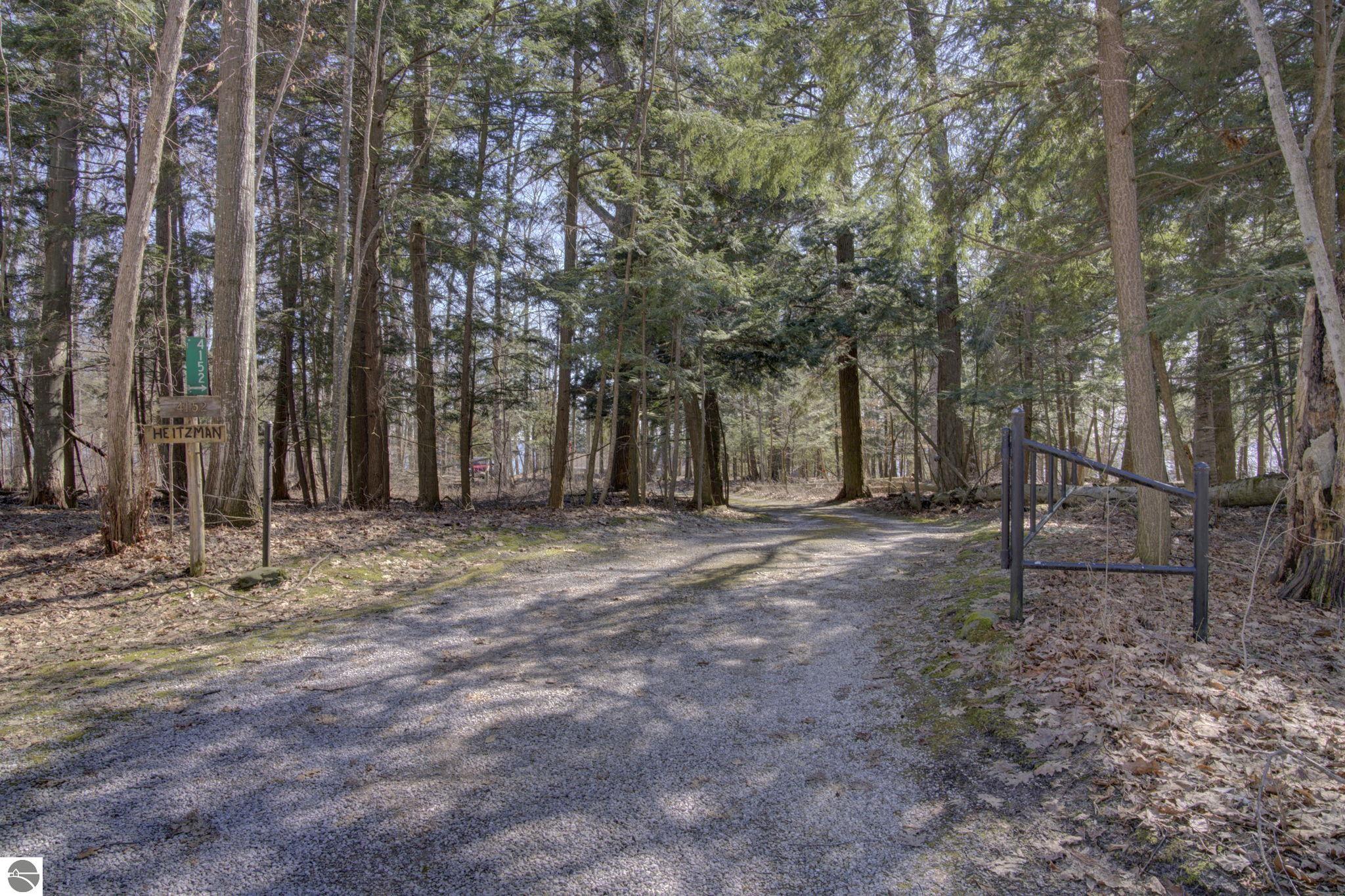 4152 N Omena Point Road