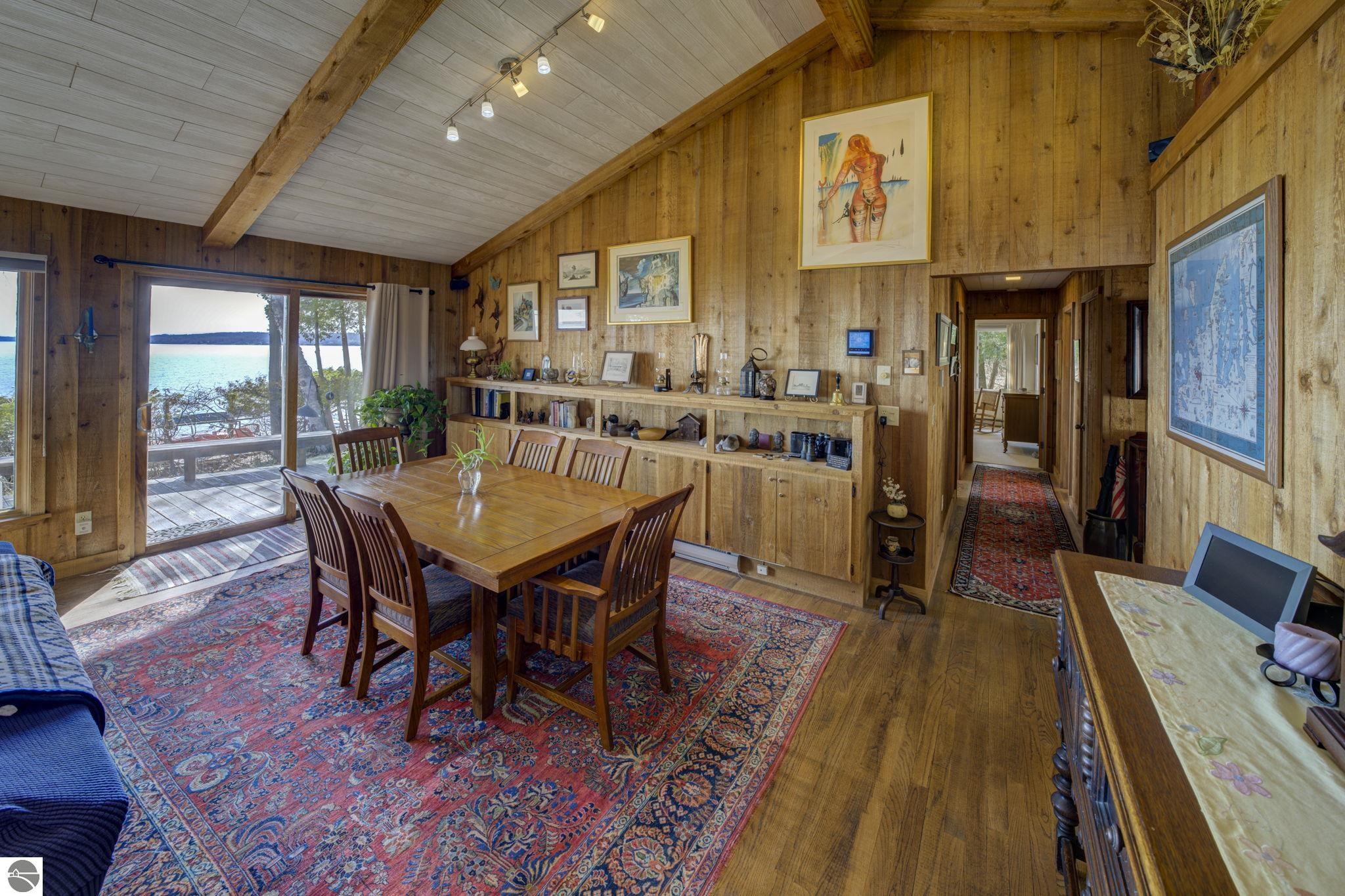 4152 N Omena Point Road