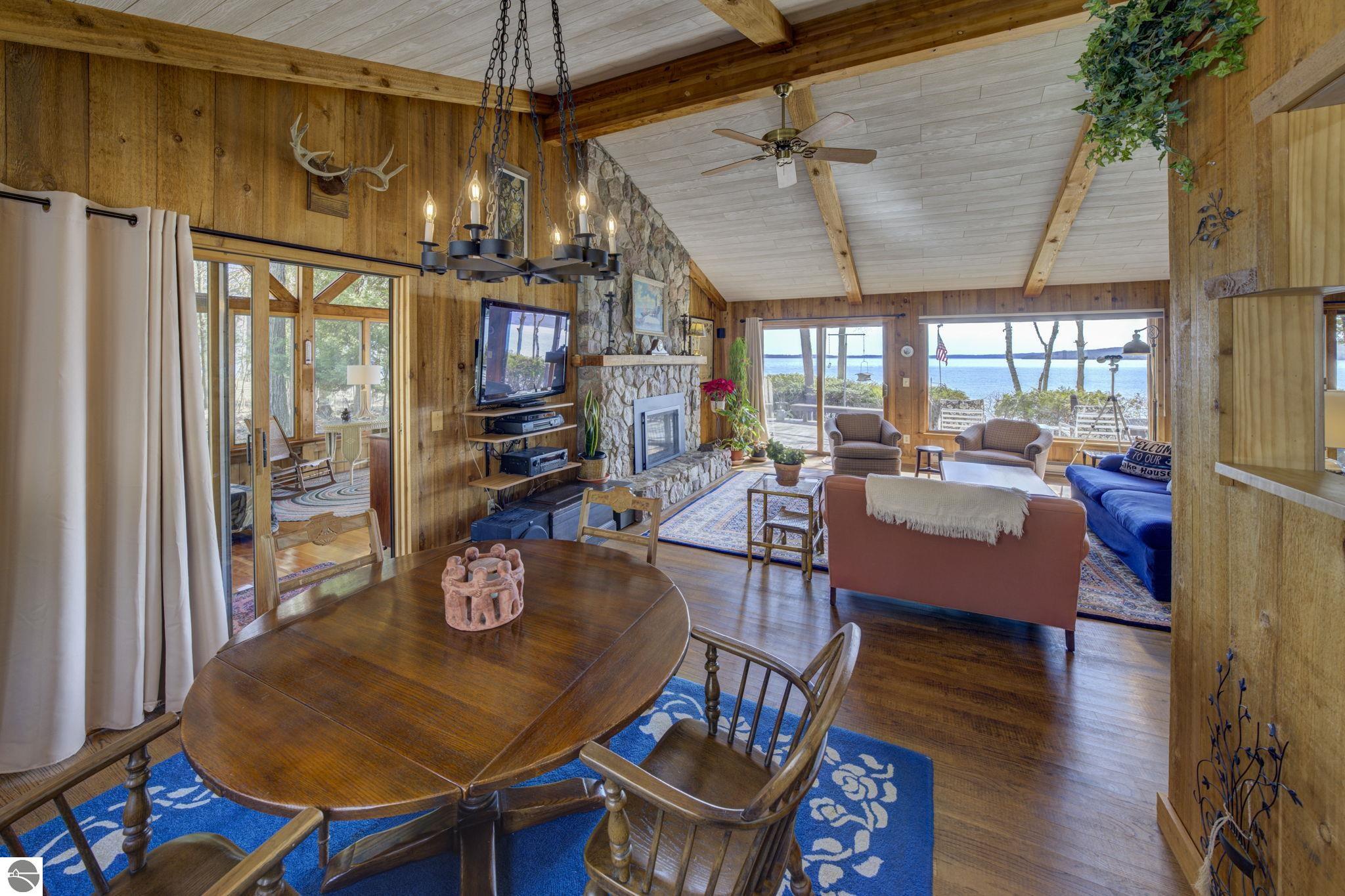 4152 N Omena Point Road