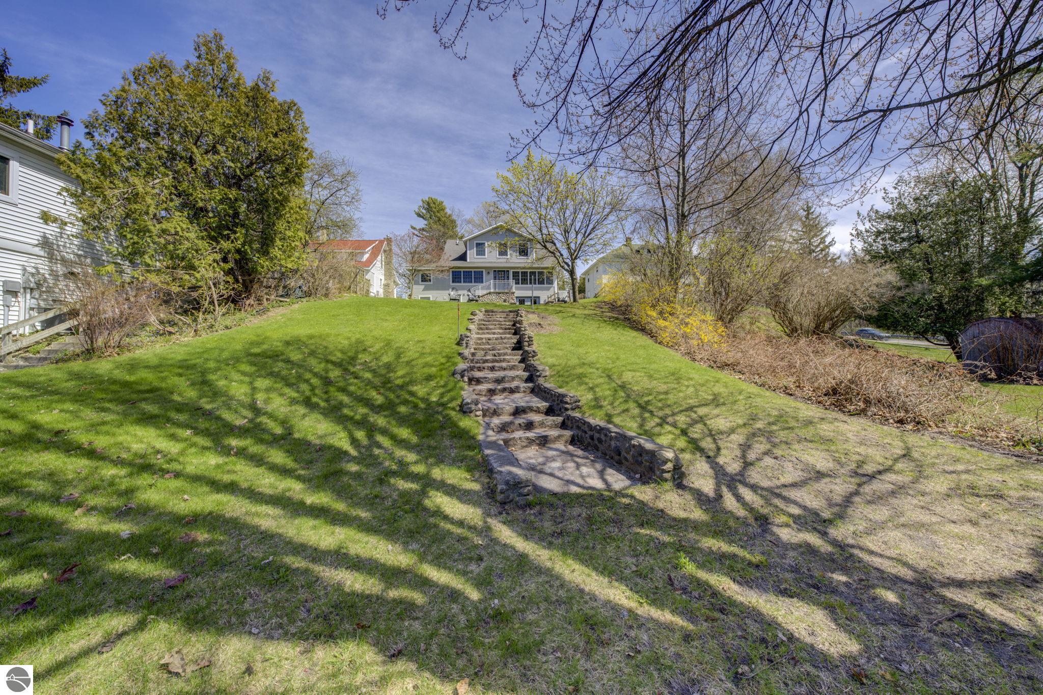 205 N Second Street