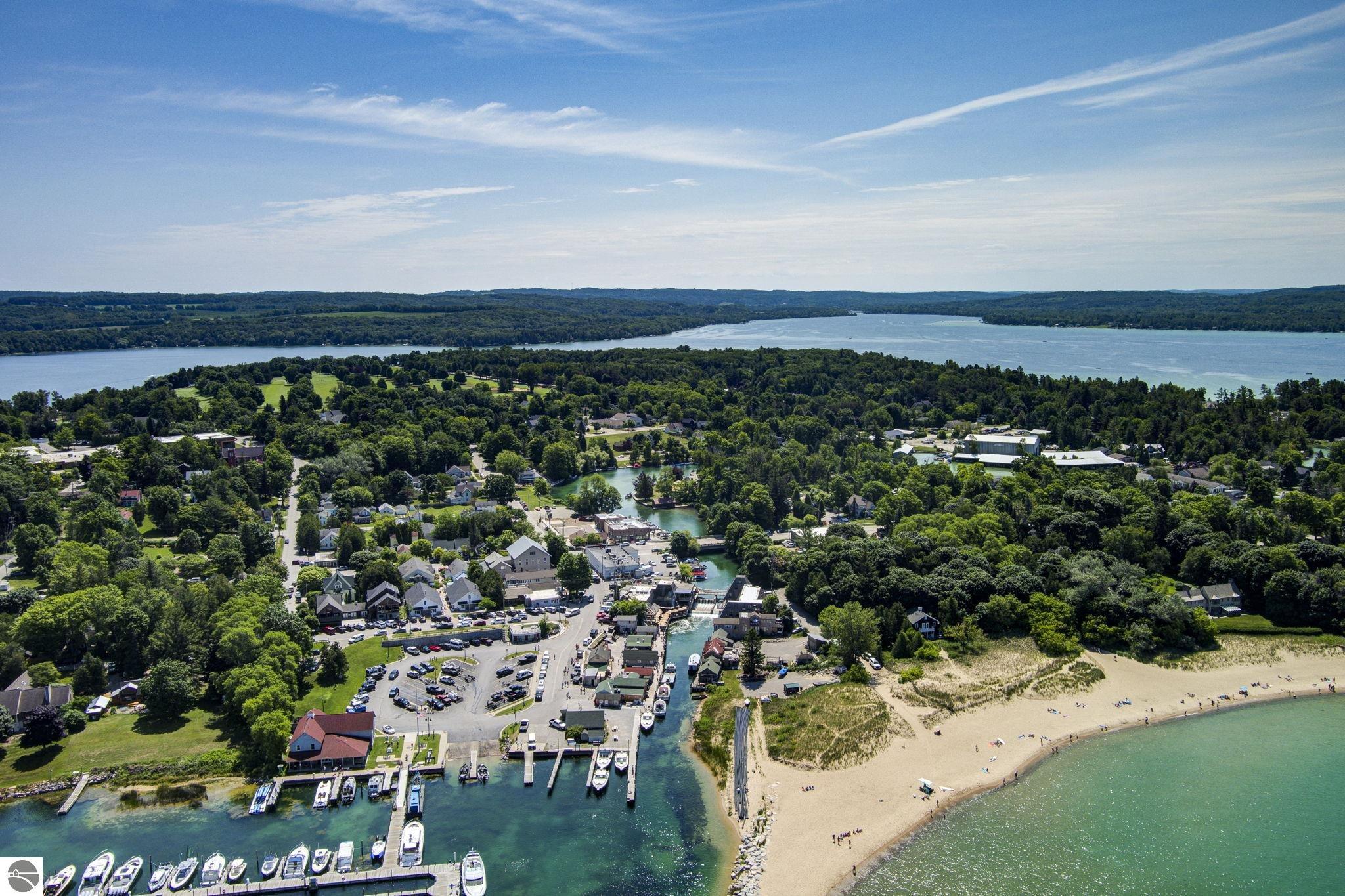 Lot 5 S Grand Avenue