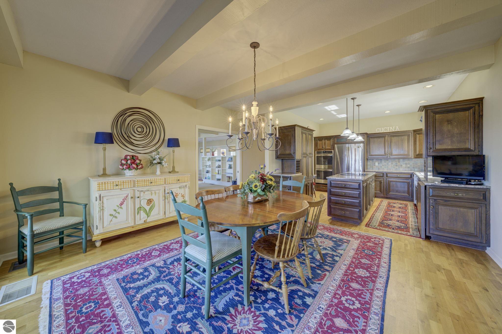 4868 W Whispering Pines Lane