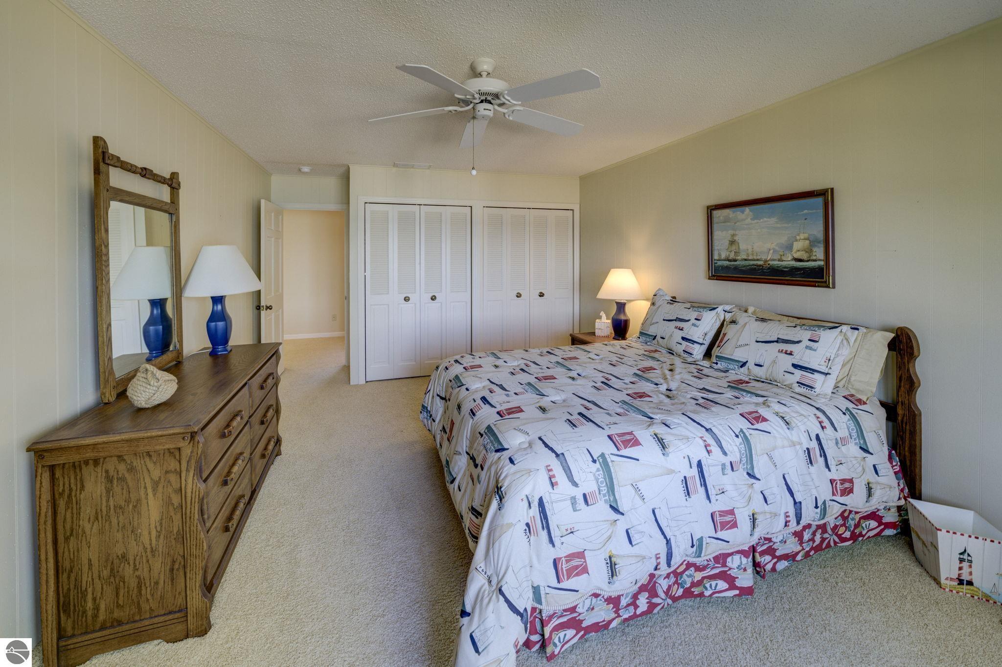 4868 W Whispering Pines Lane
