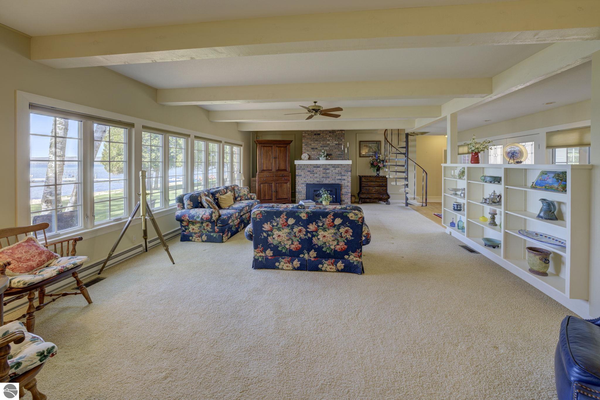 4868 W Whispering Pines Lane
