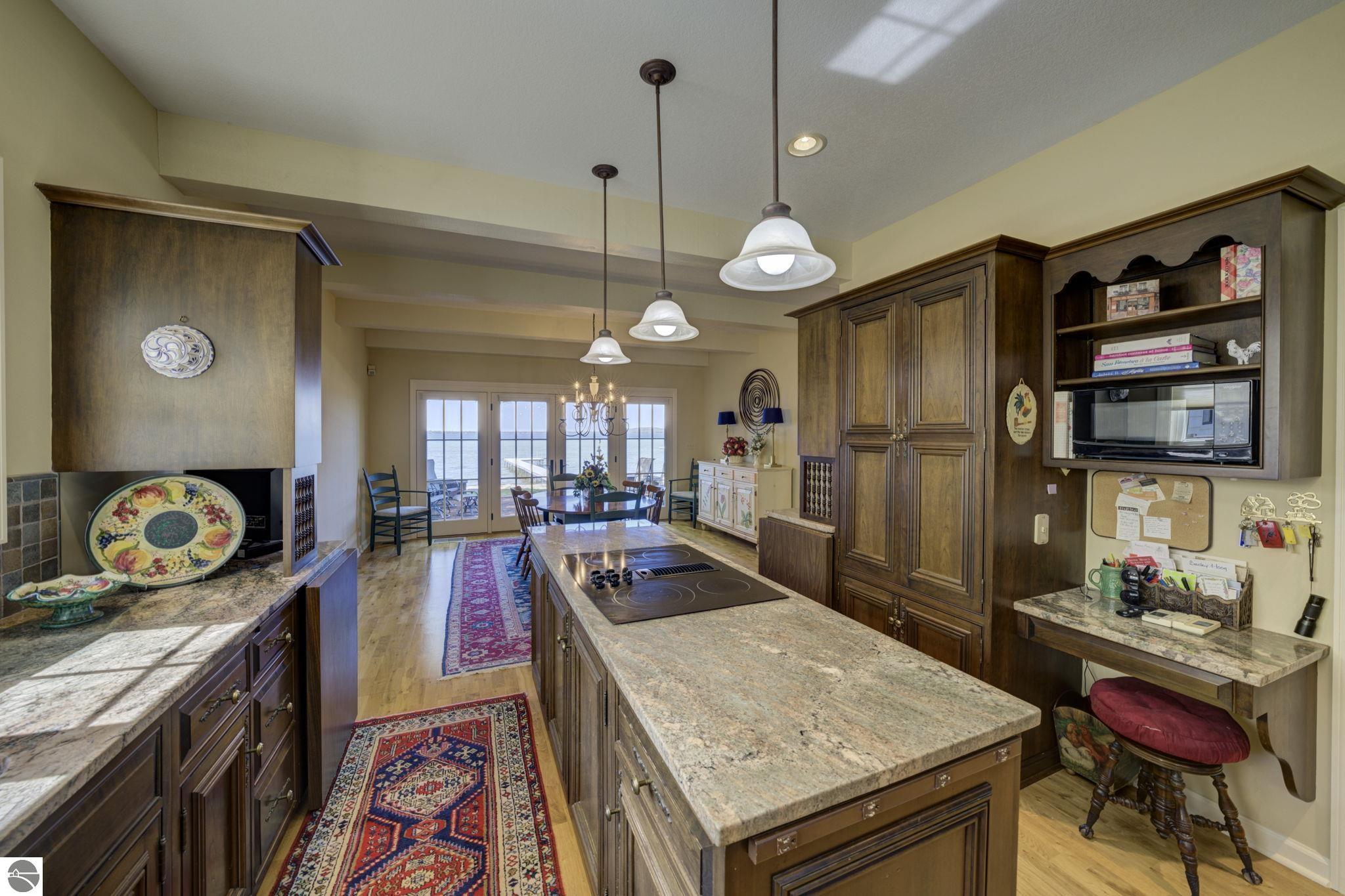 4868 W Whispering Pines Lane
