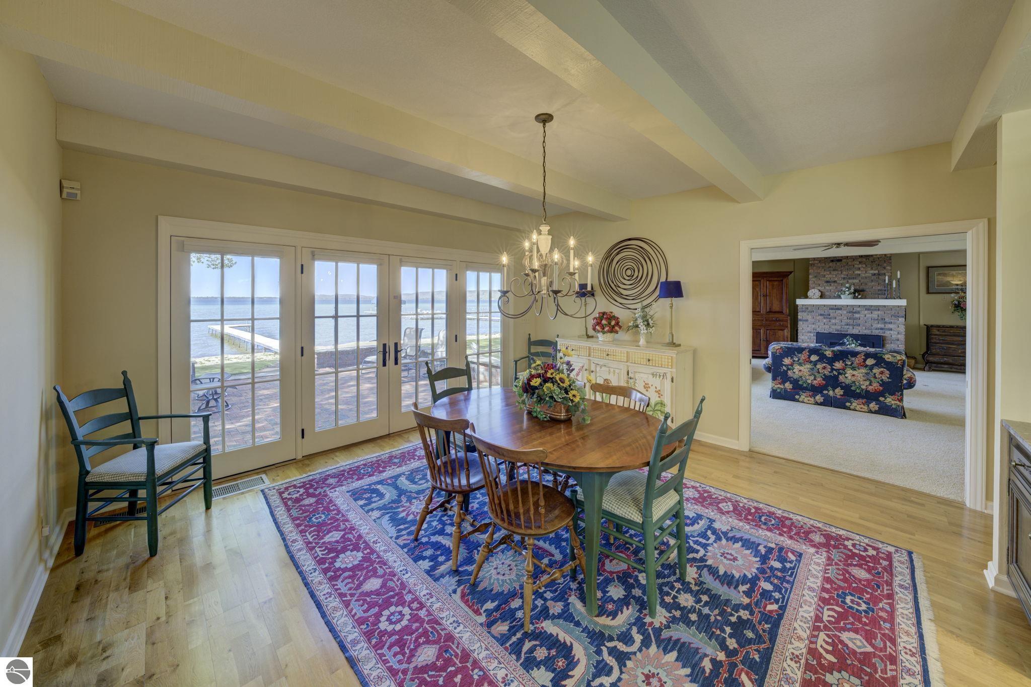 4868 W Whispering Pines Lane