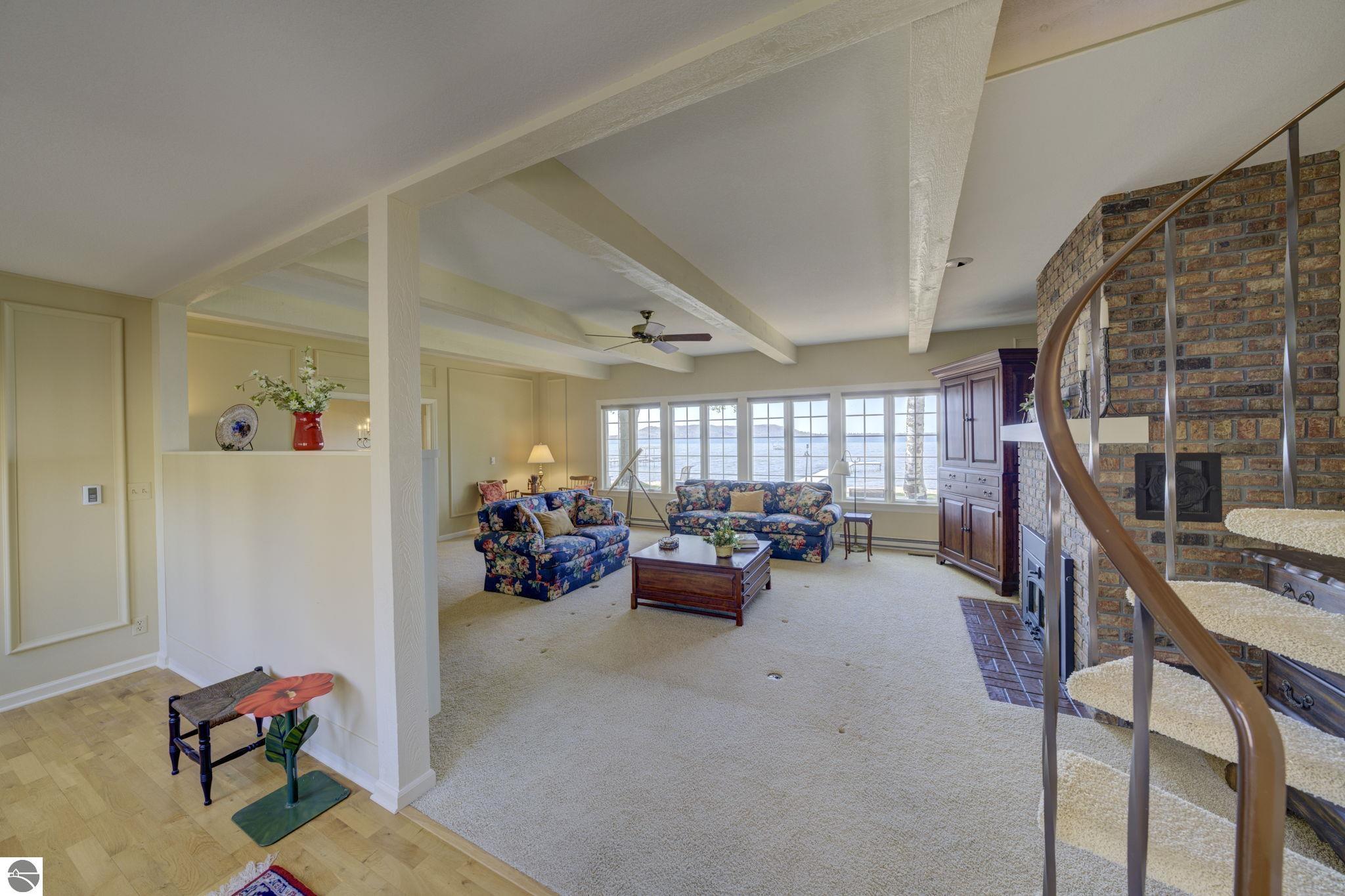 4868 W Whispering Pines Lane