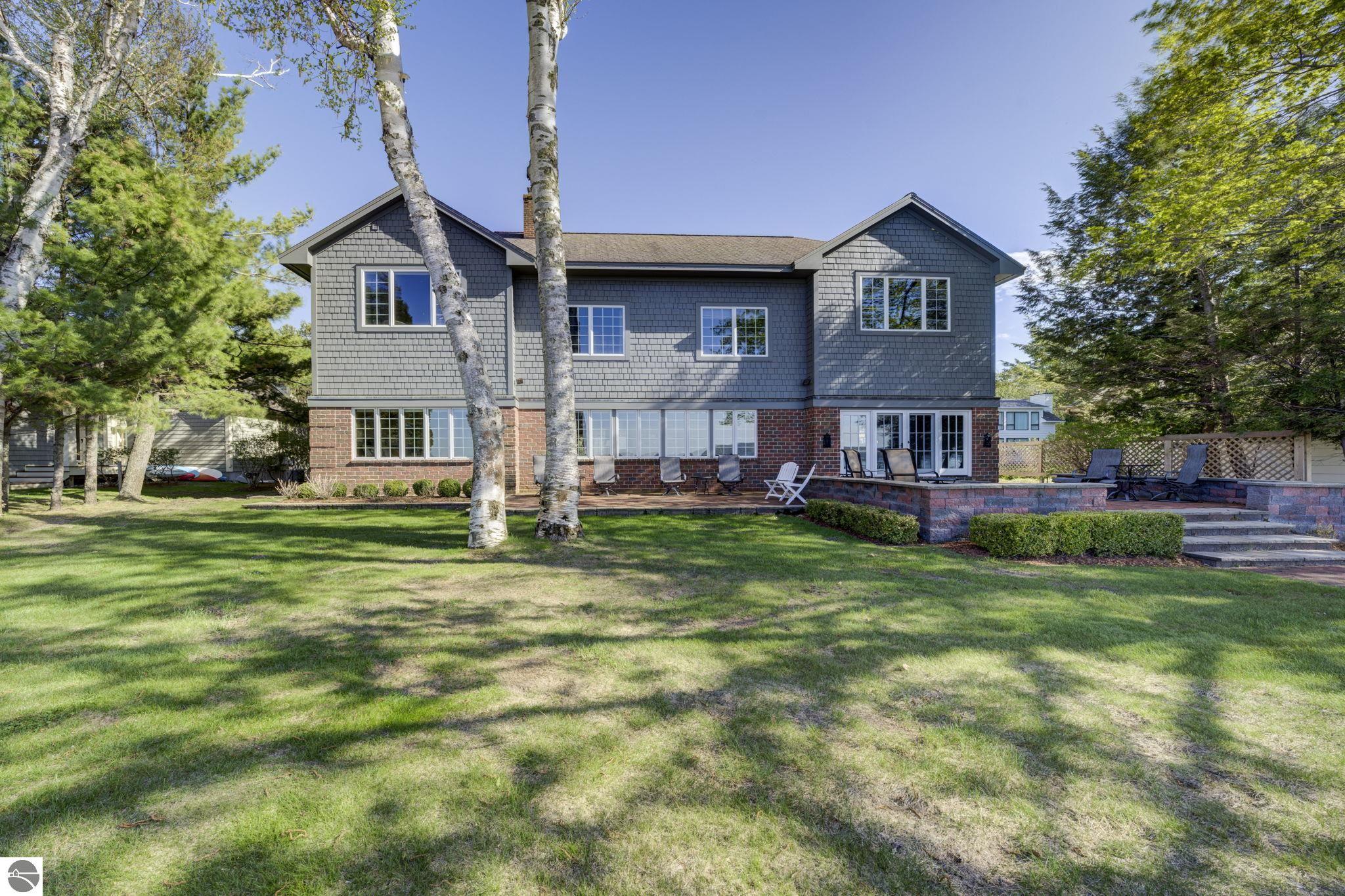 4868 W Whispering Pines Lane