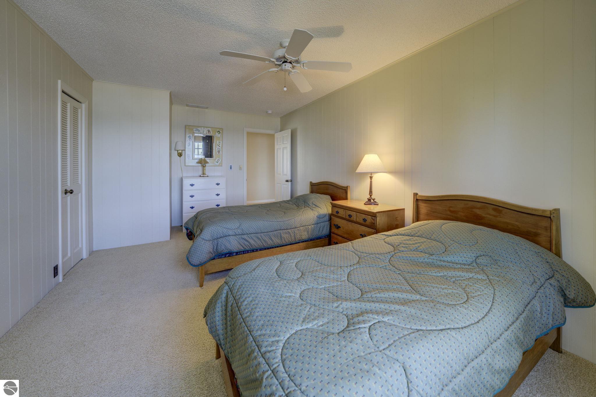 4868 W Whispering Pines Lane
