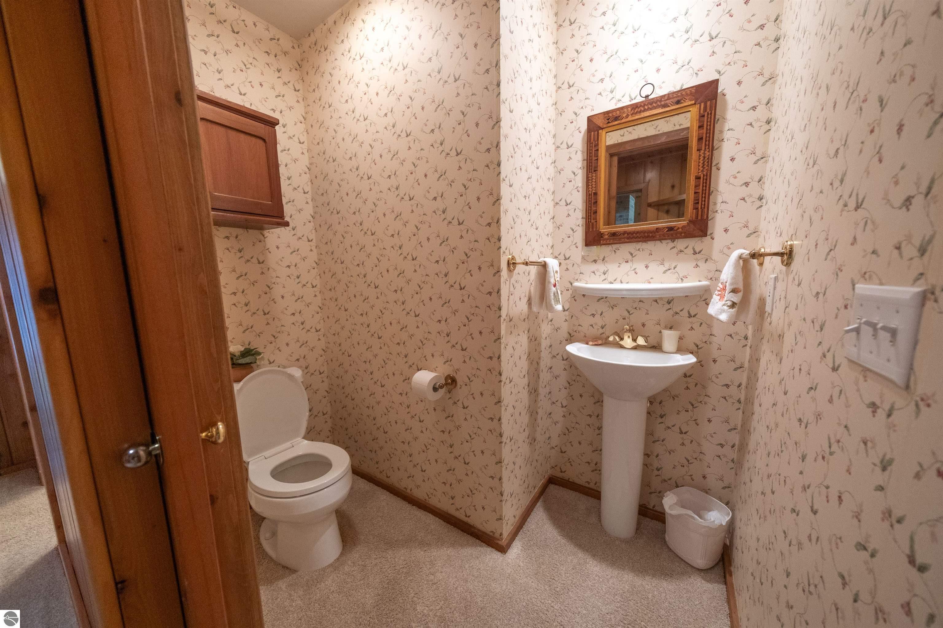 5254 N Manitou Trail