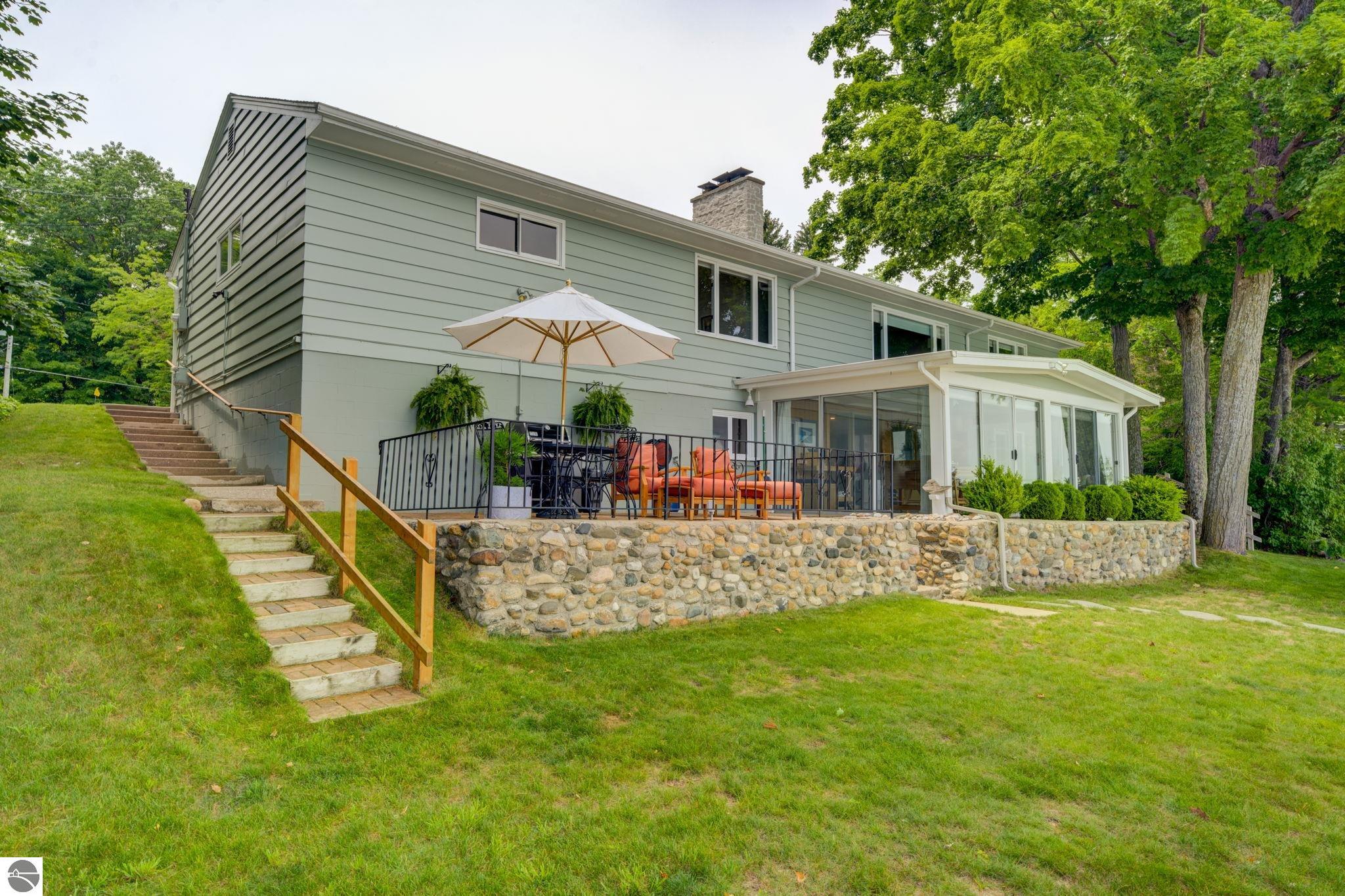 11711 S West Bay Shore Drive