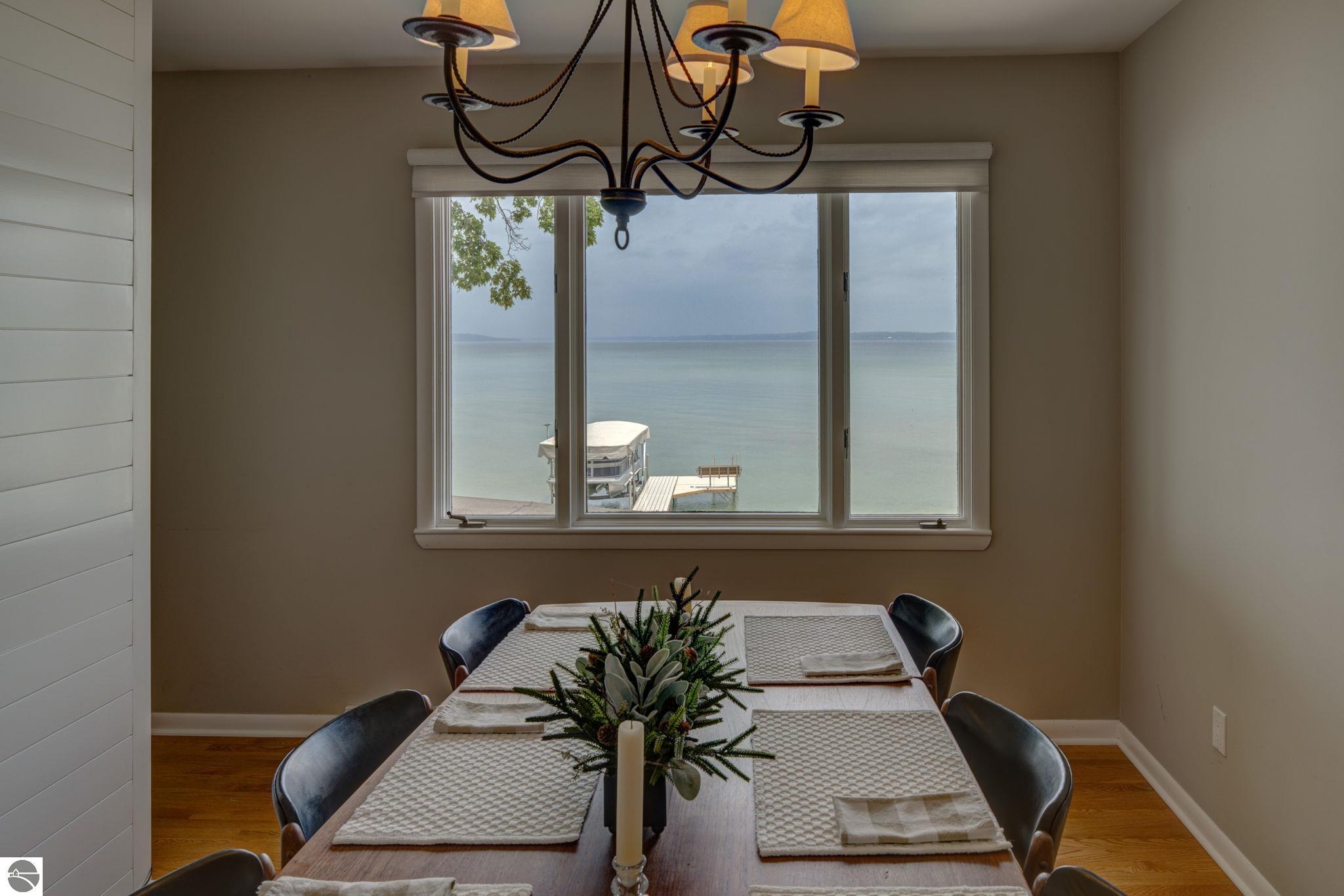 11711 S West Bay Shore Drive