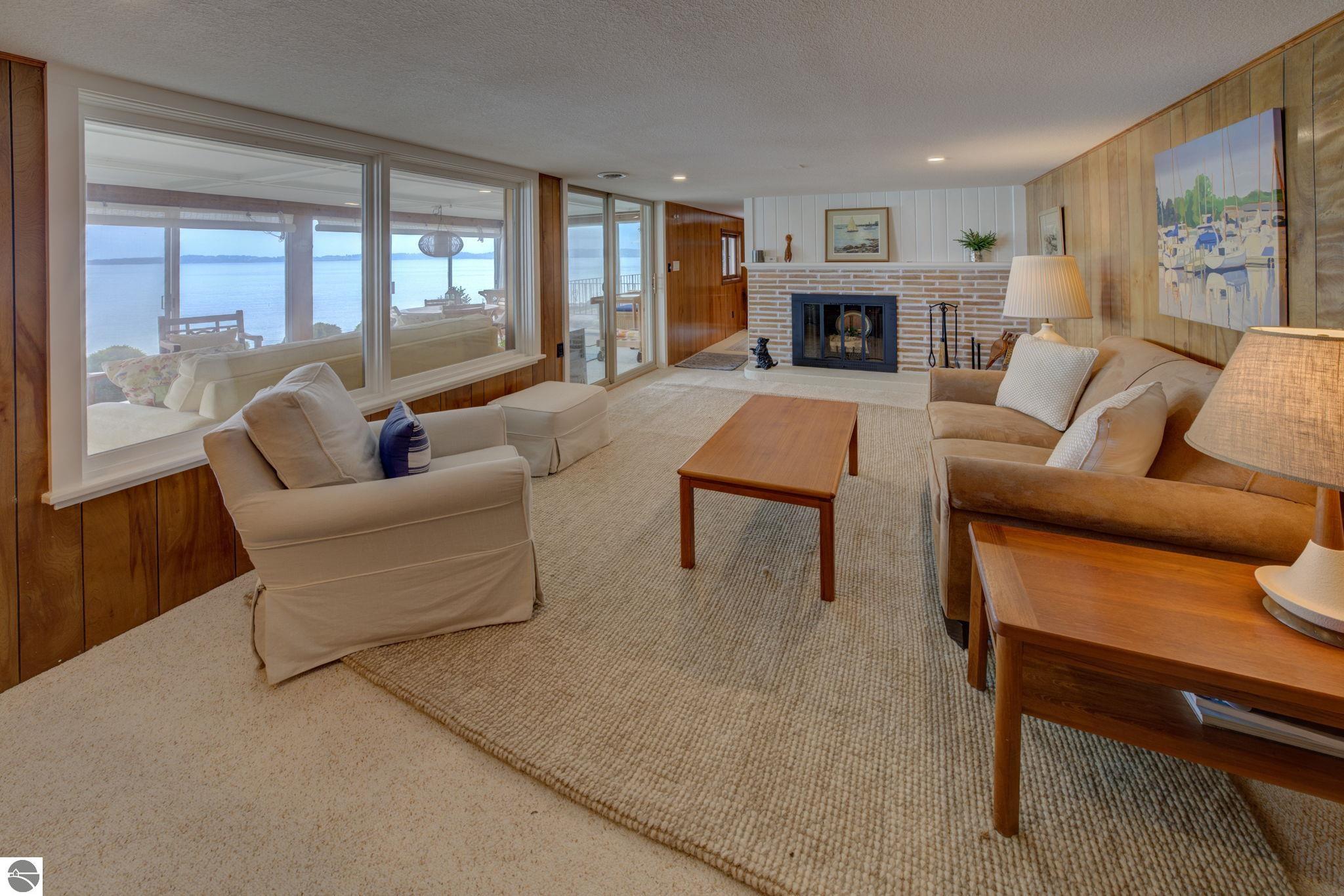 11711 S West Bay Shore Drive
