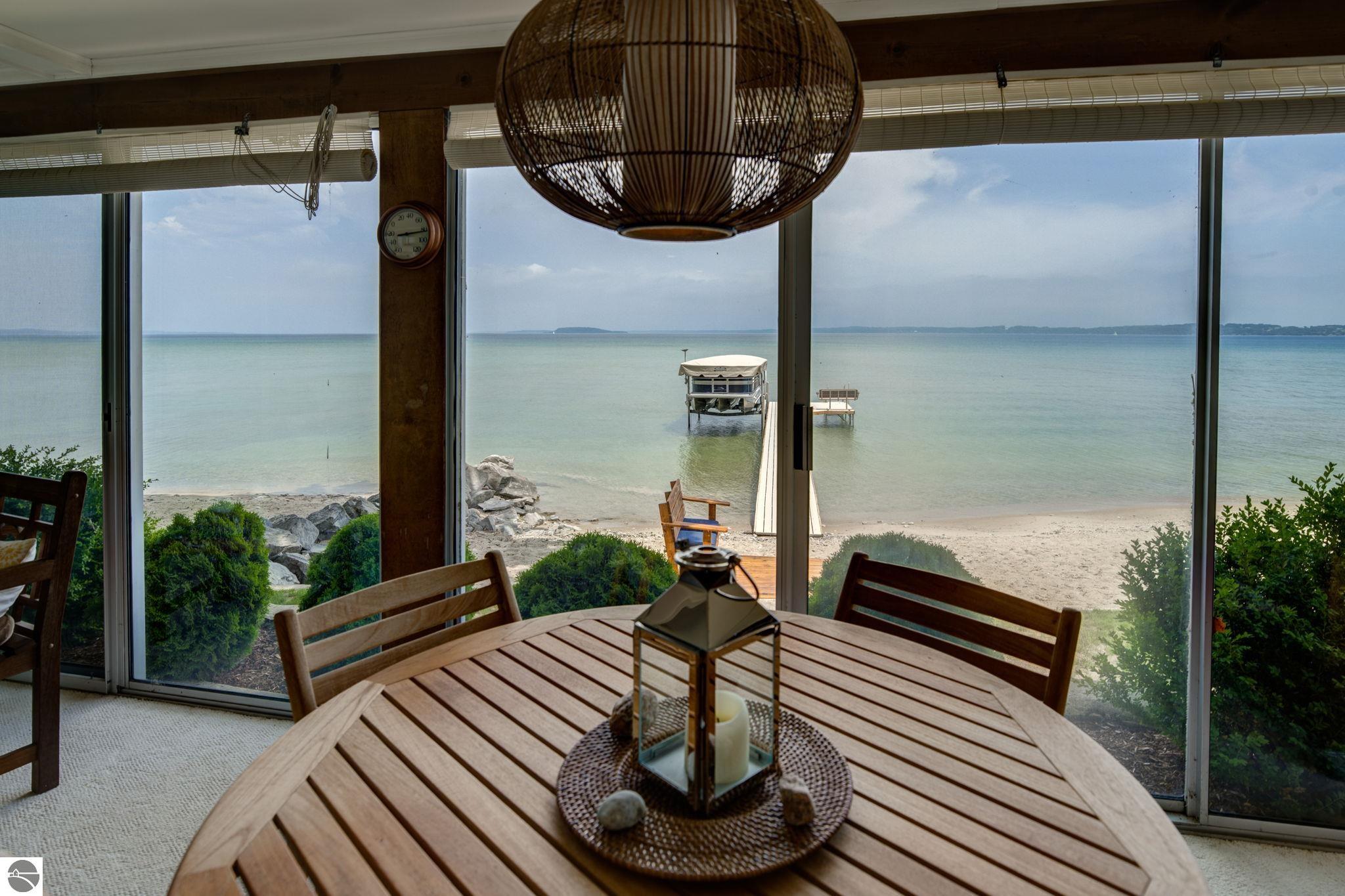 11711 S West Bay Shore Drive