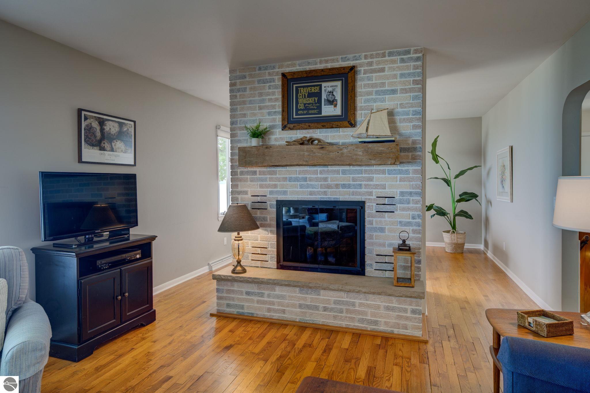 11711 S West Bay Shore Drive
