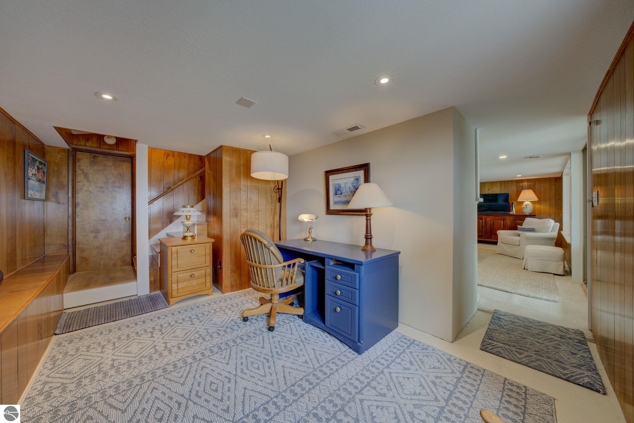 11711 S West Bay Shore Drive