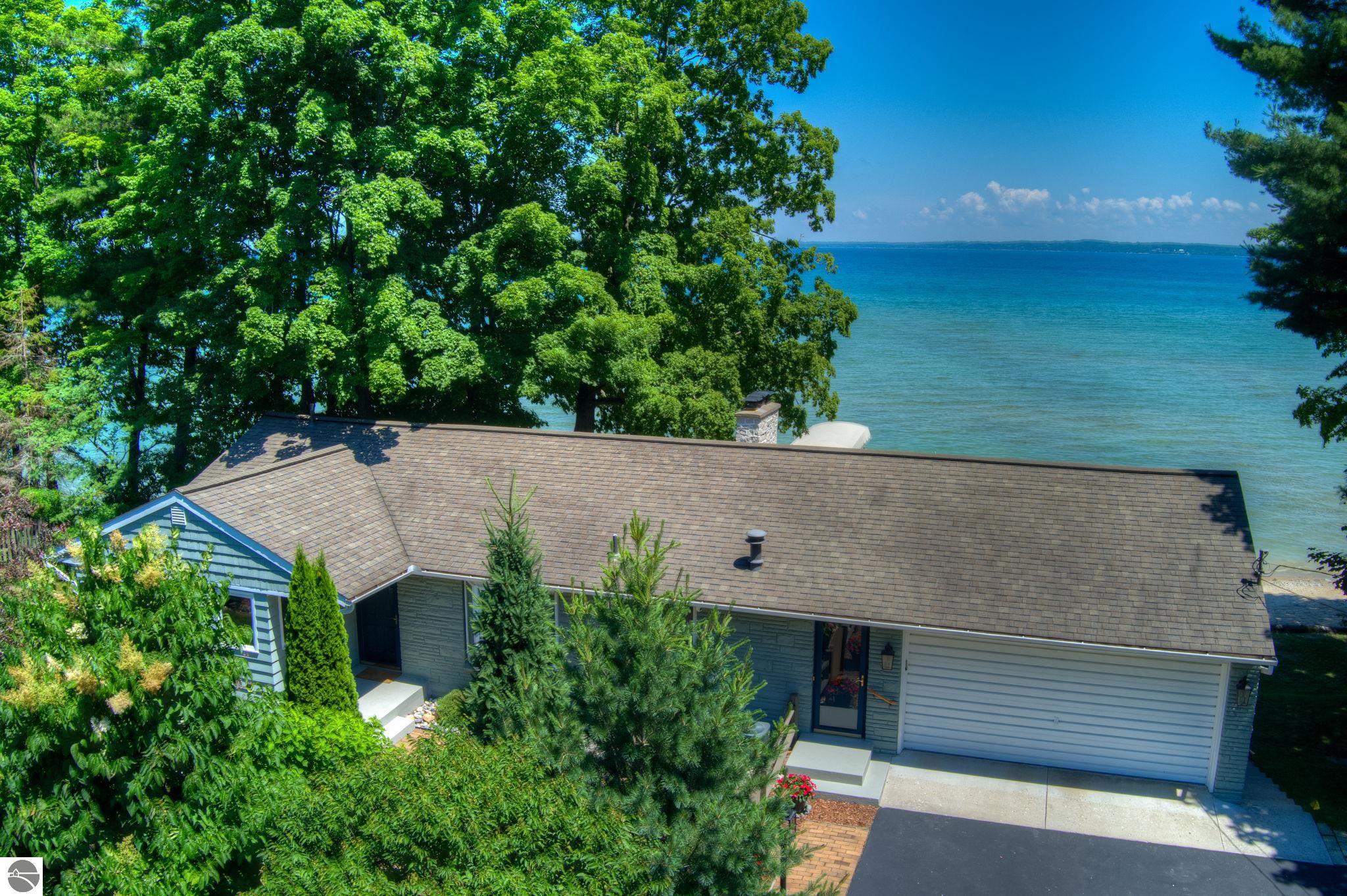 11711 S West Bay Shore Drive